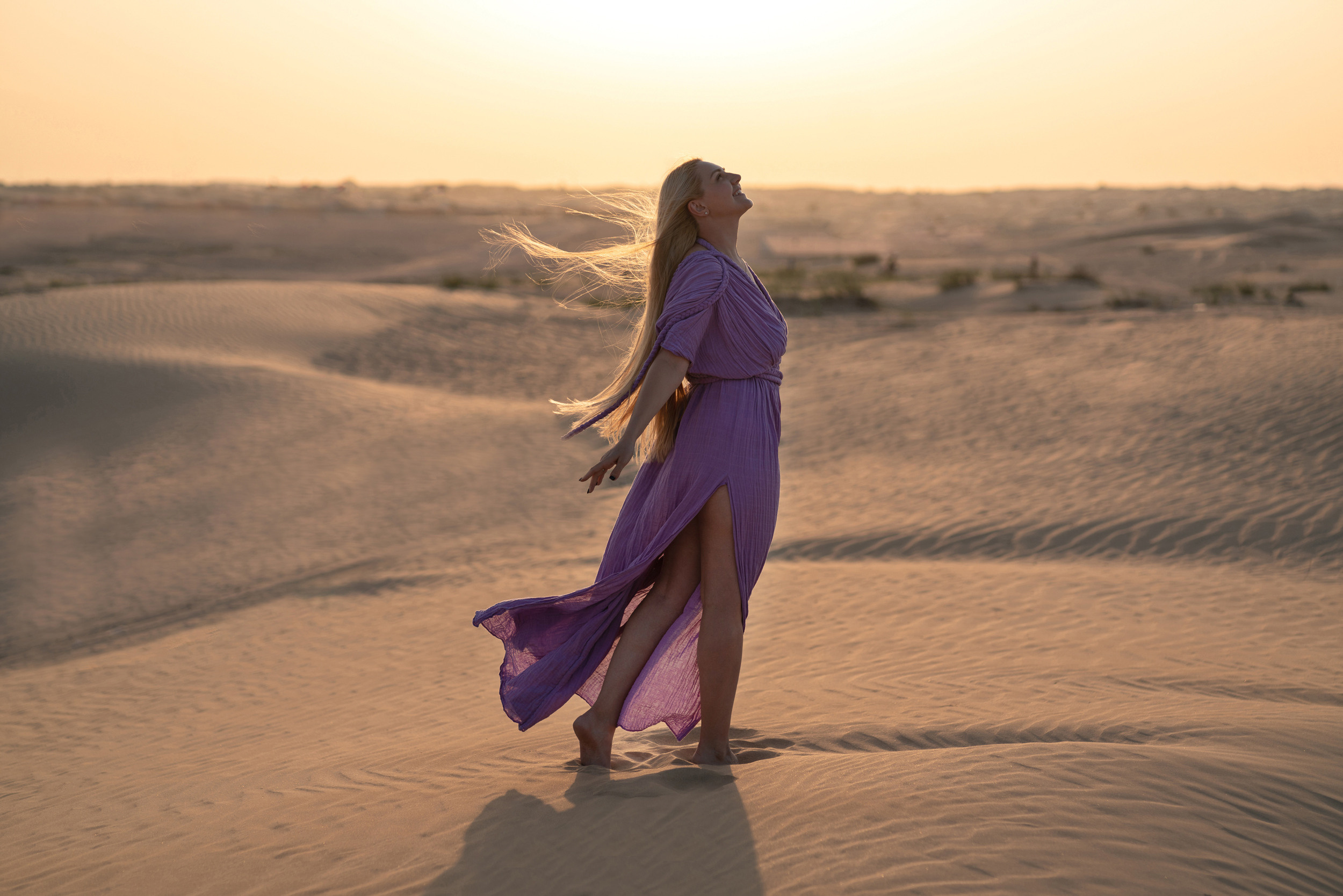 Beautiful sunset in the desert. Angela Iakovleva — Family Photographer in Dubai