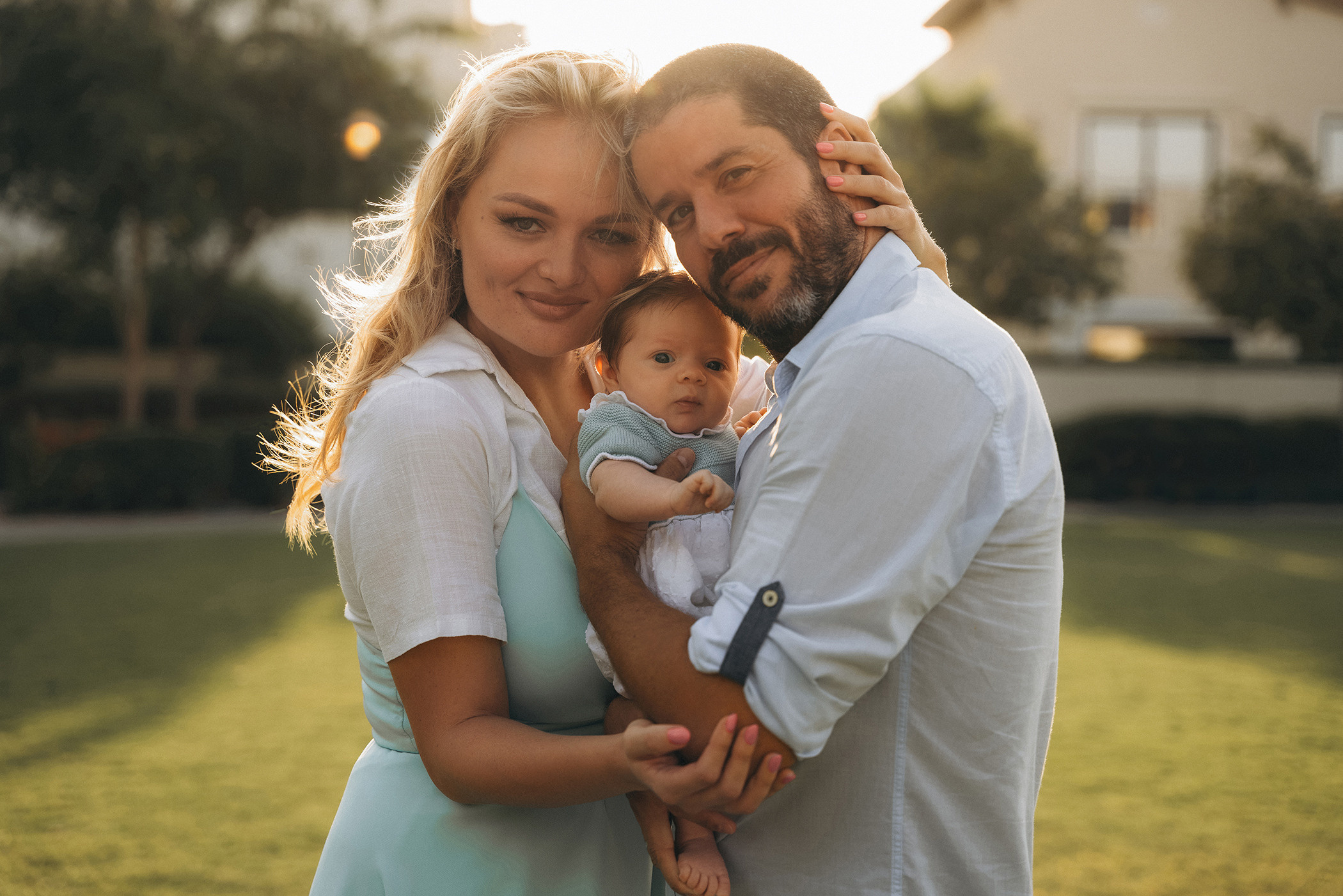 Sunset walk in the park. Angela Iakovleva — Family Photographer in Dubai