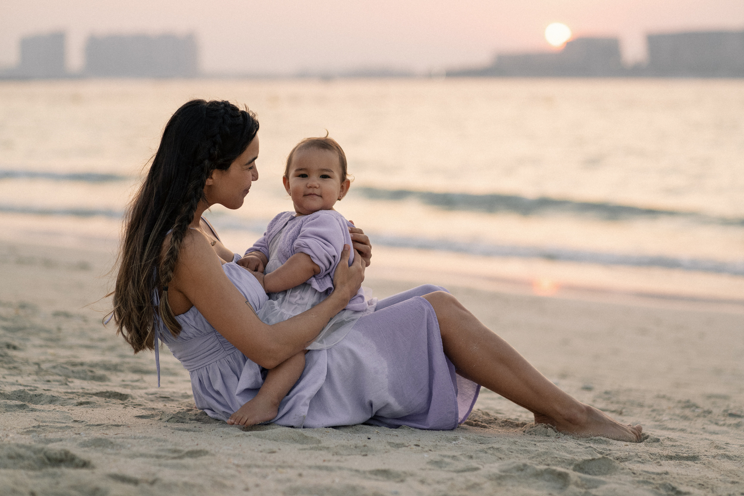 Mother & daughter love. Angela Iakovleva — Family Photographer in Dubai