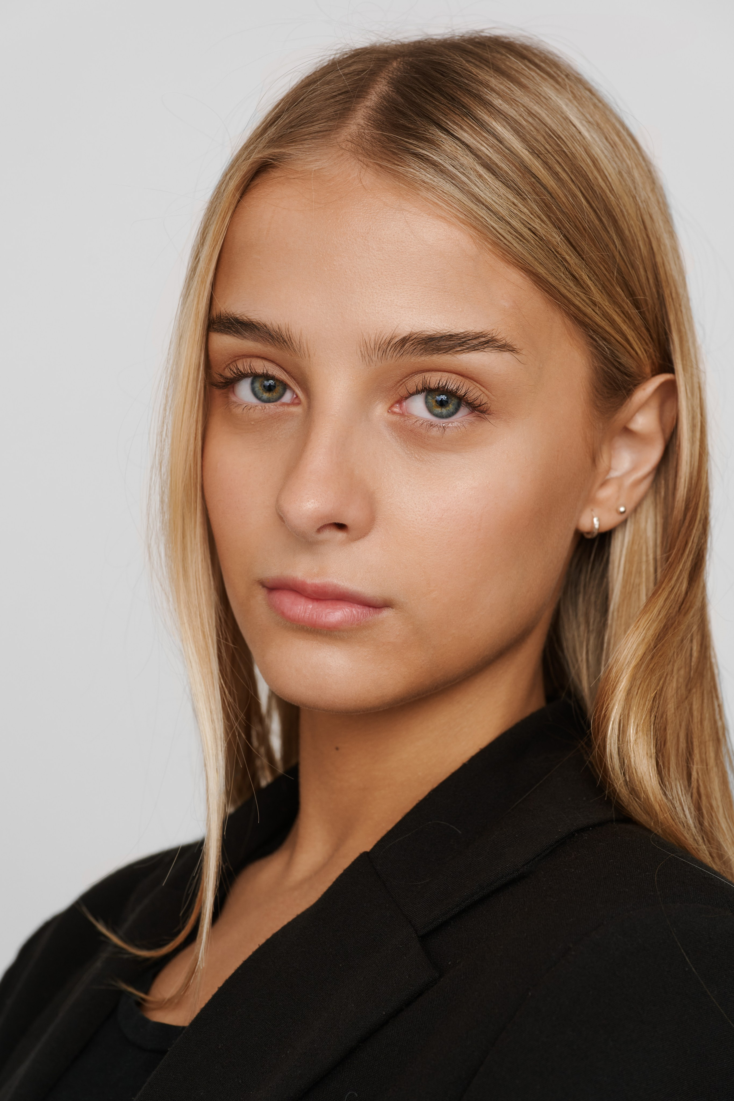 Portrait. Fashion, portrait, interior photography. Valencia, Spain. Dmitry Ivanov. Retrato, fotos de interiores