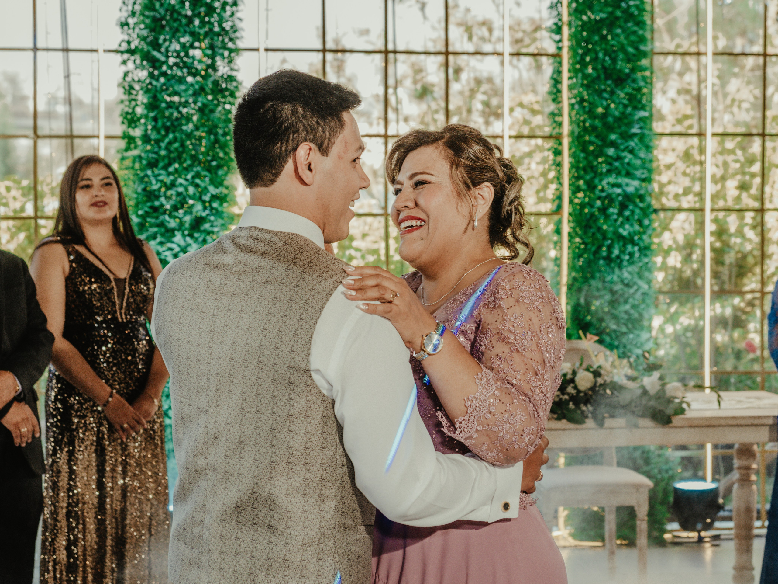 CARLA Y MARIO BODA RELIGIOSA. Studio KVTA | Fotografía y Video de Bodas en Arequipa