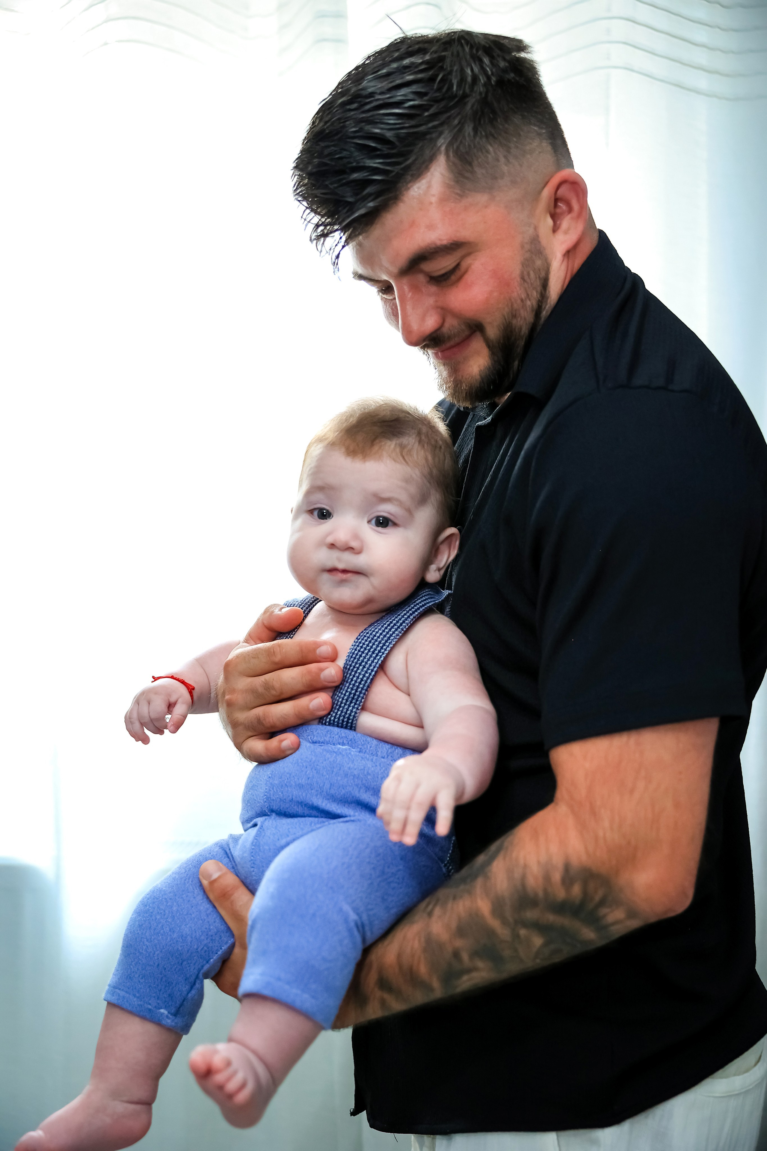 Andrei Damian. Moments By Gub