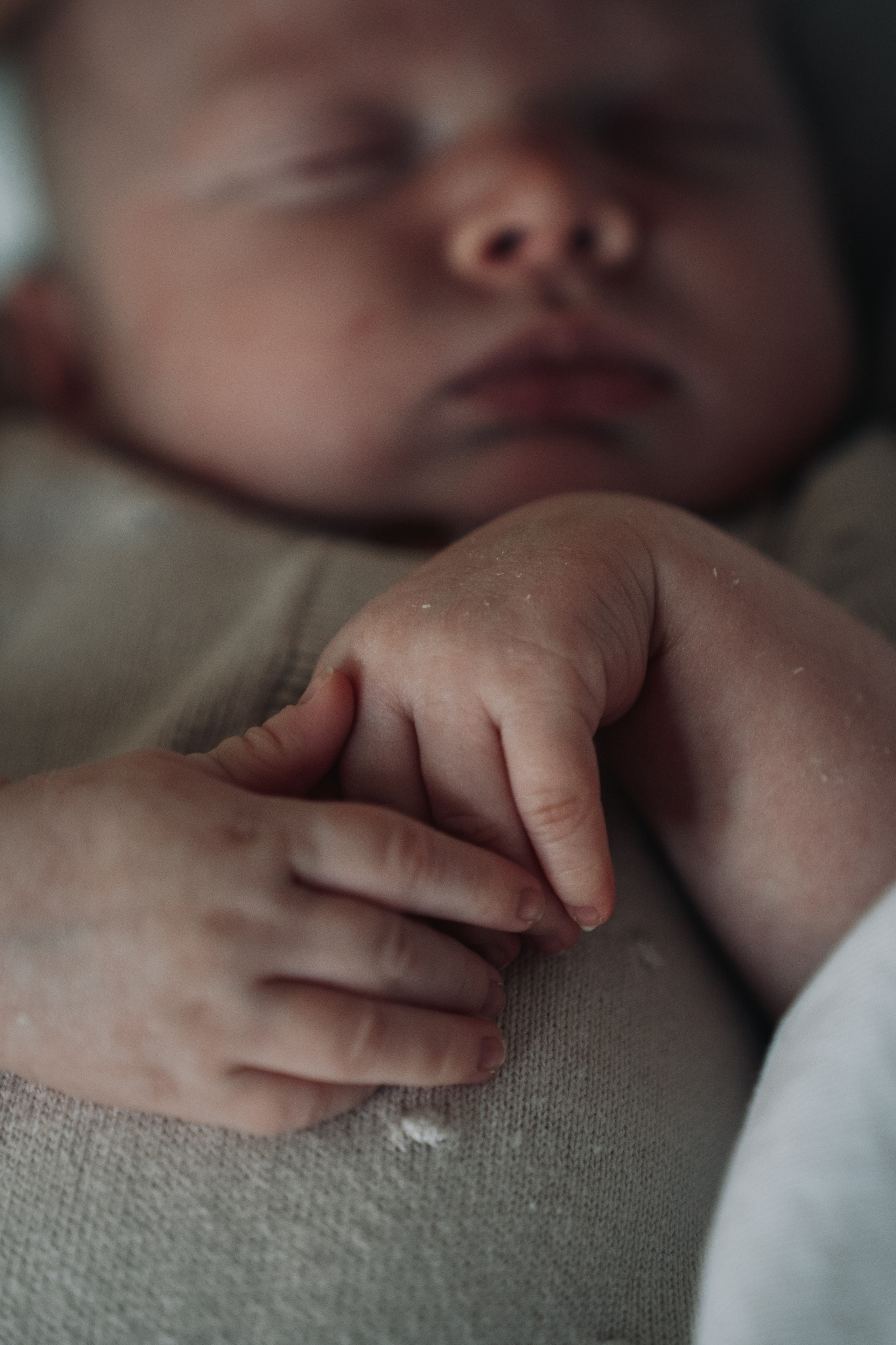 Newborn home photo session. Newcastle Upon Tyne Photographer Yana Balatskaya