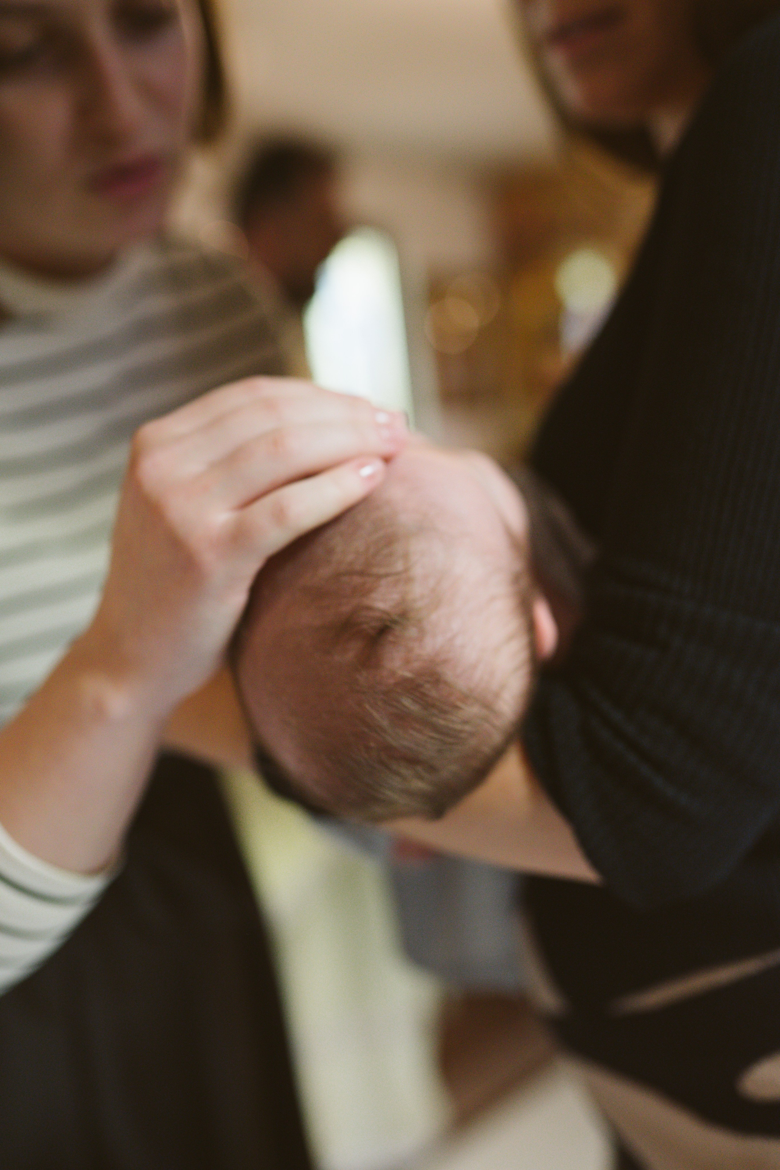 Fotografie de Eveniment Brașov: Povești Vizuale | Mădălina Beda. Madalina Beda- Artist vizual, fotograf, doula la nastere, consultant babywearing Brasov si in toata tara