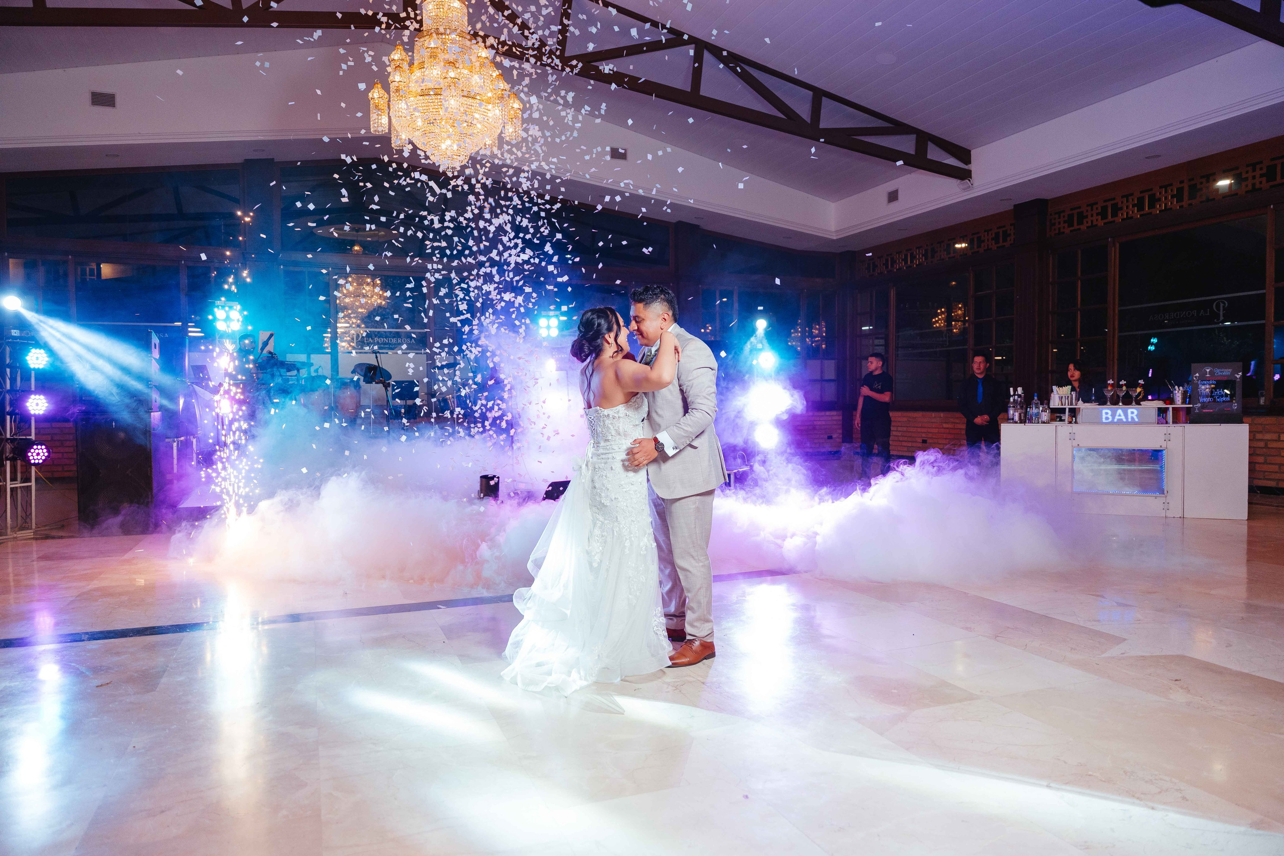 Karol y Jairon. Fotógrafo de bodas en Loja Ecuador | Piero Alvarez PH