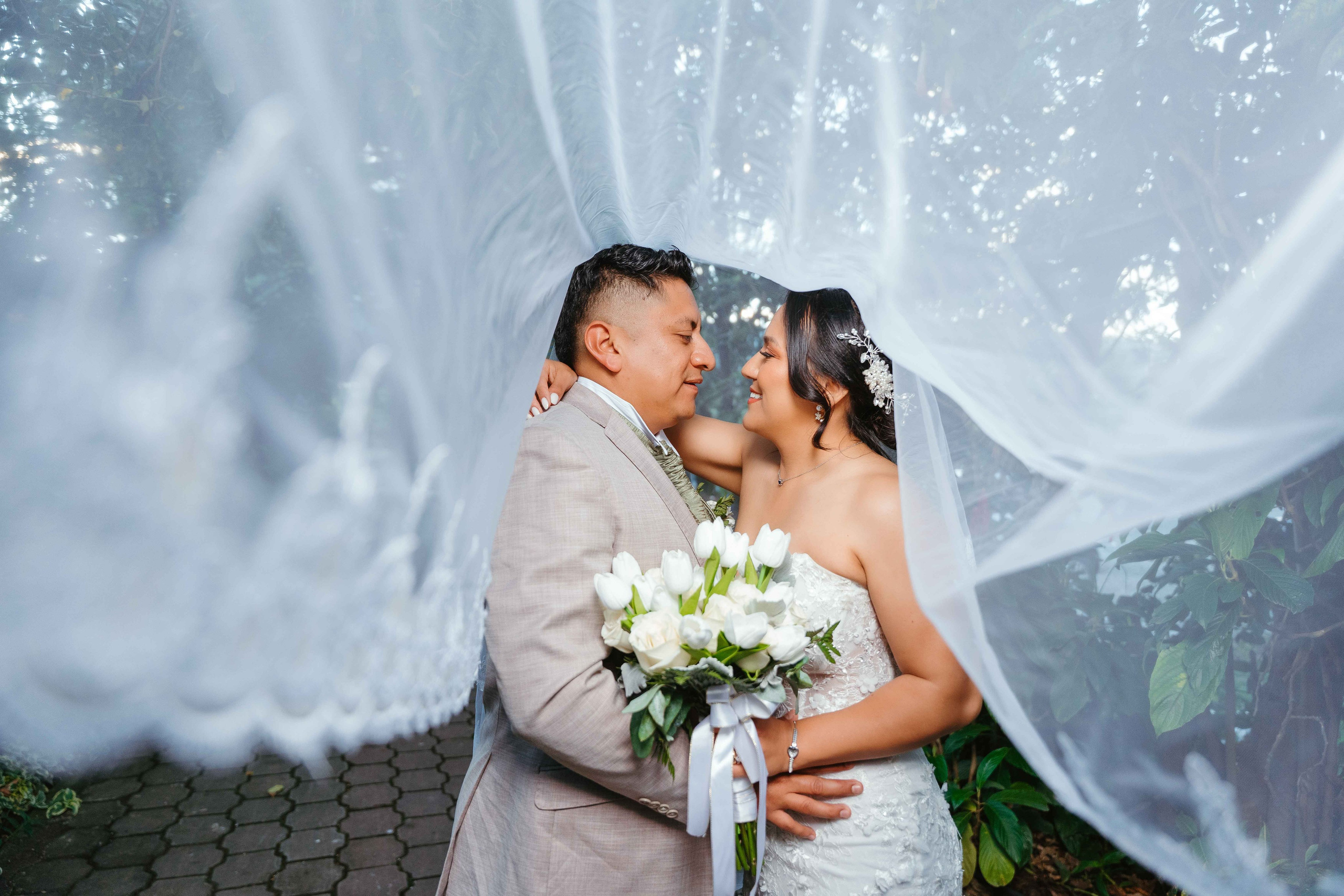 Karol y Jairon. Fotógrafo de bodas en Loja Ecuador | Piero Alvarez PH