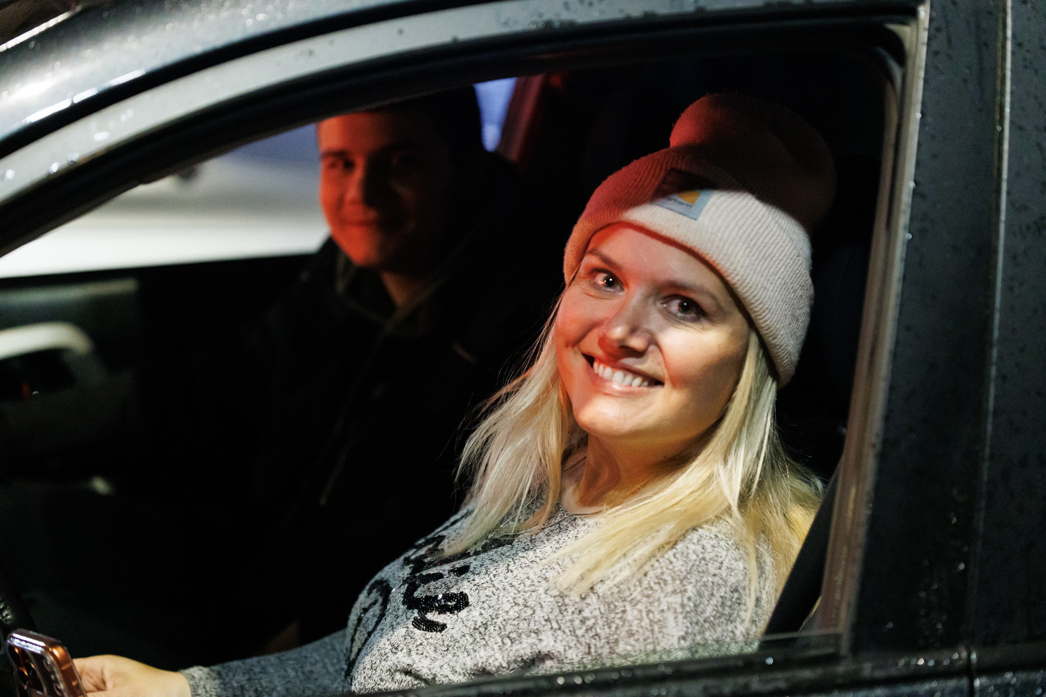 Kolona automobila i slavlje navijača u Sarajevu noću