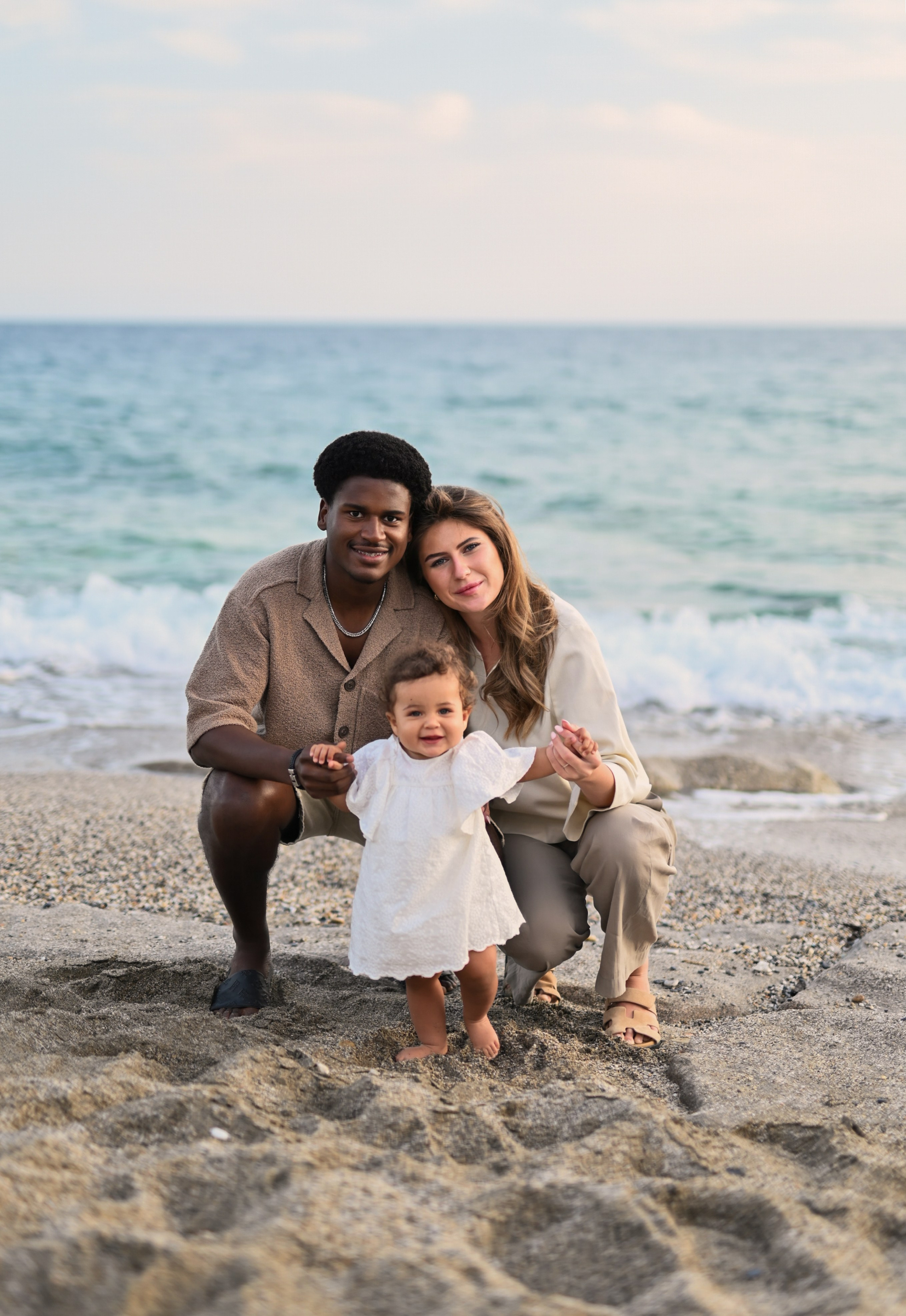 Семейная съемка на пляже Улаш. Фотограф в Алании (Аланье), Сиде, Манавгате. Турция