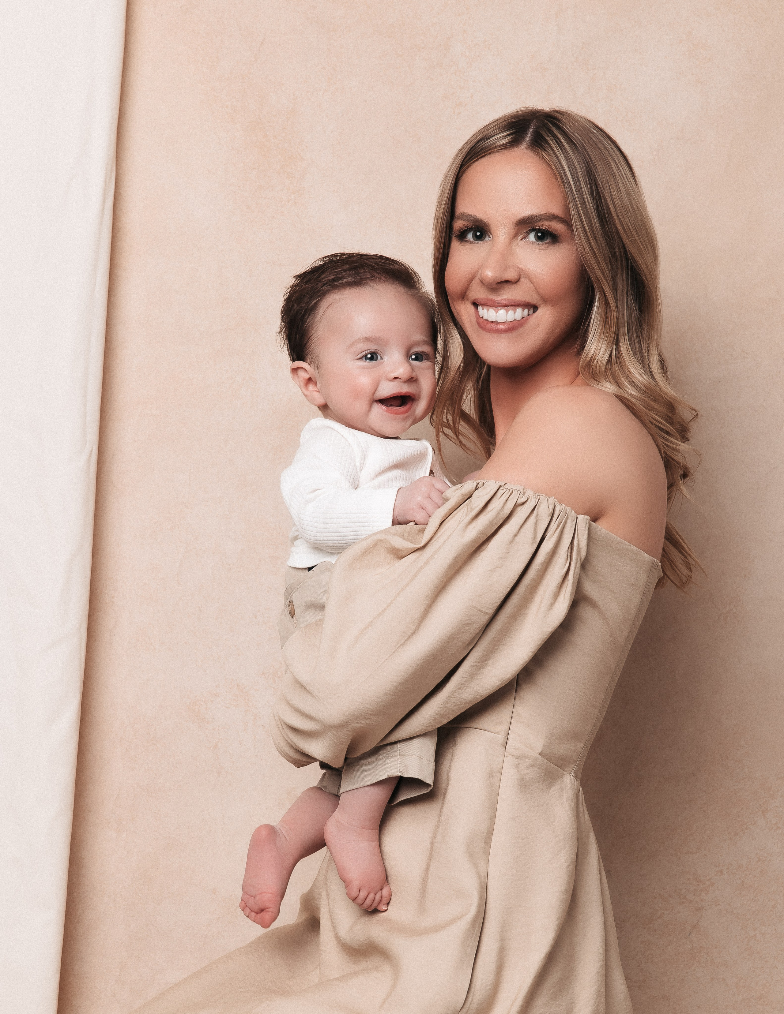 Mommy&me/family. Los Angeles maternity, boudoir and family photographer