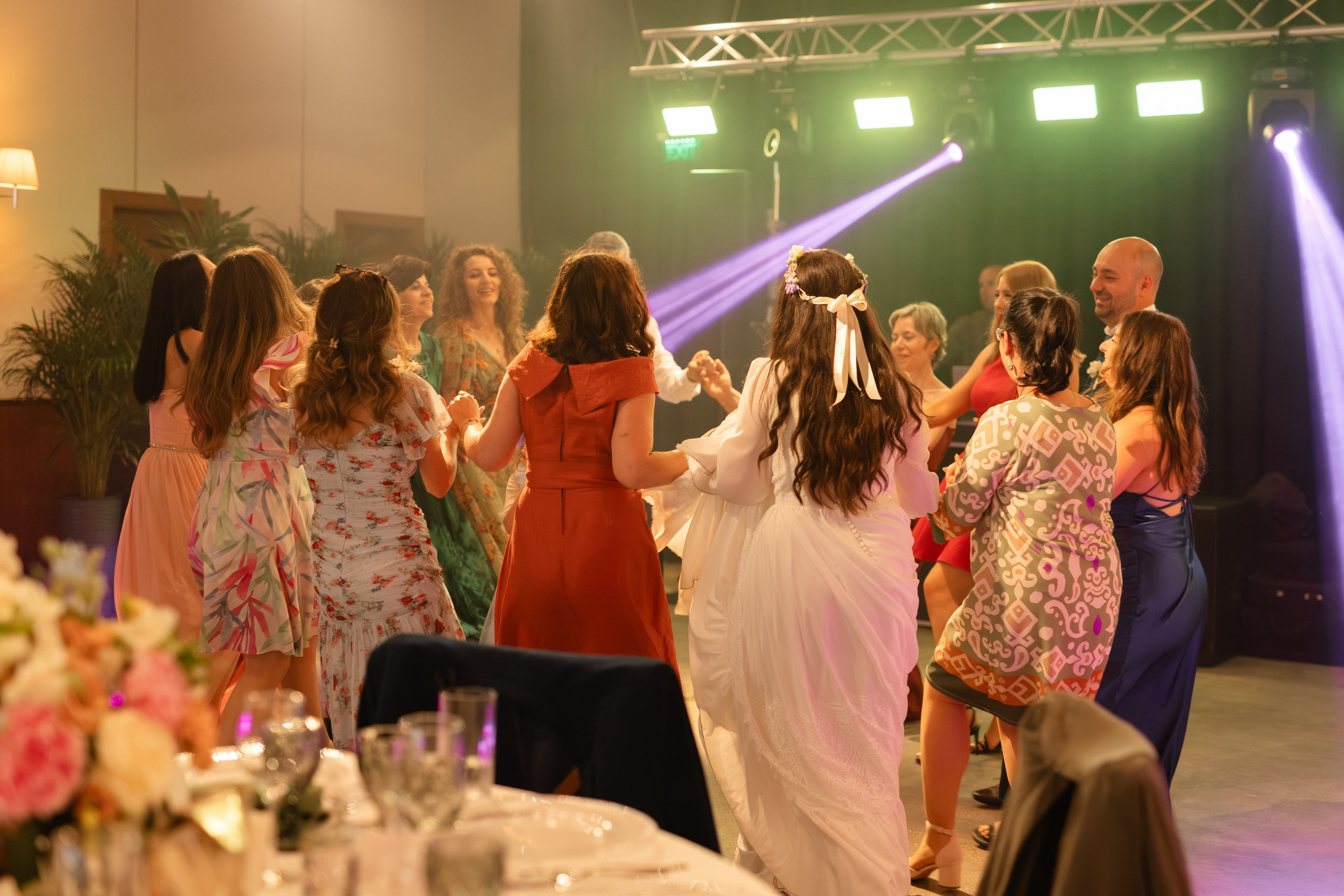 Flori & Cosmin. Main