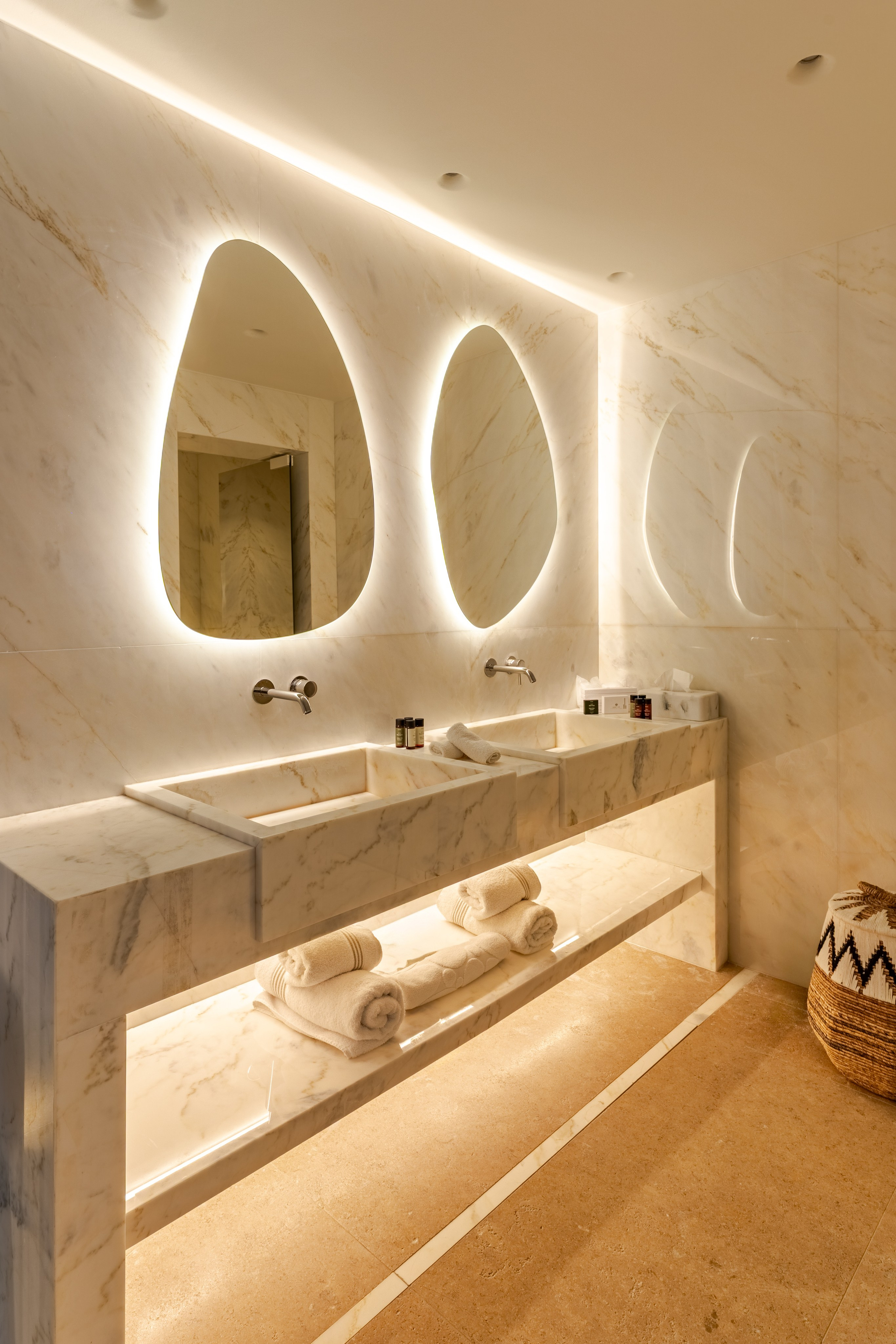 Boutique Hotel & Lifestyle ~ Numi Mykonos. Hotel Photographer Greece | George Katsaelis | sketch.gr