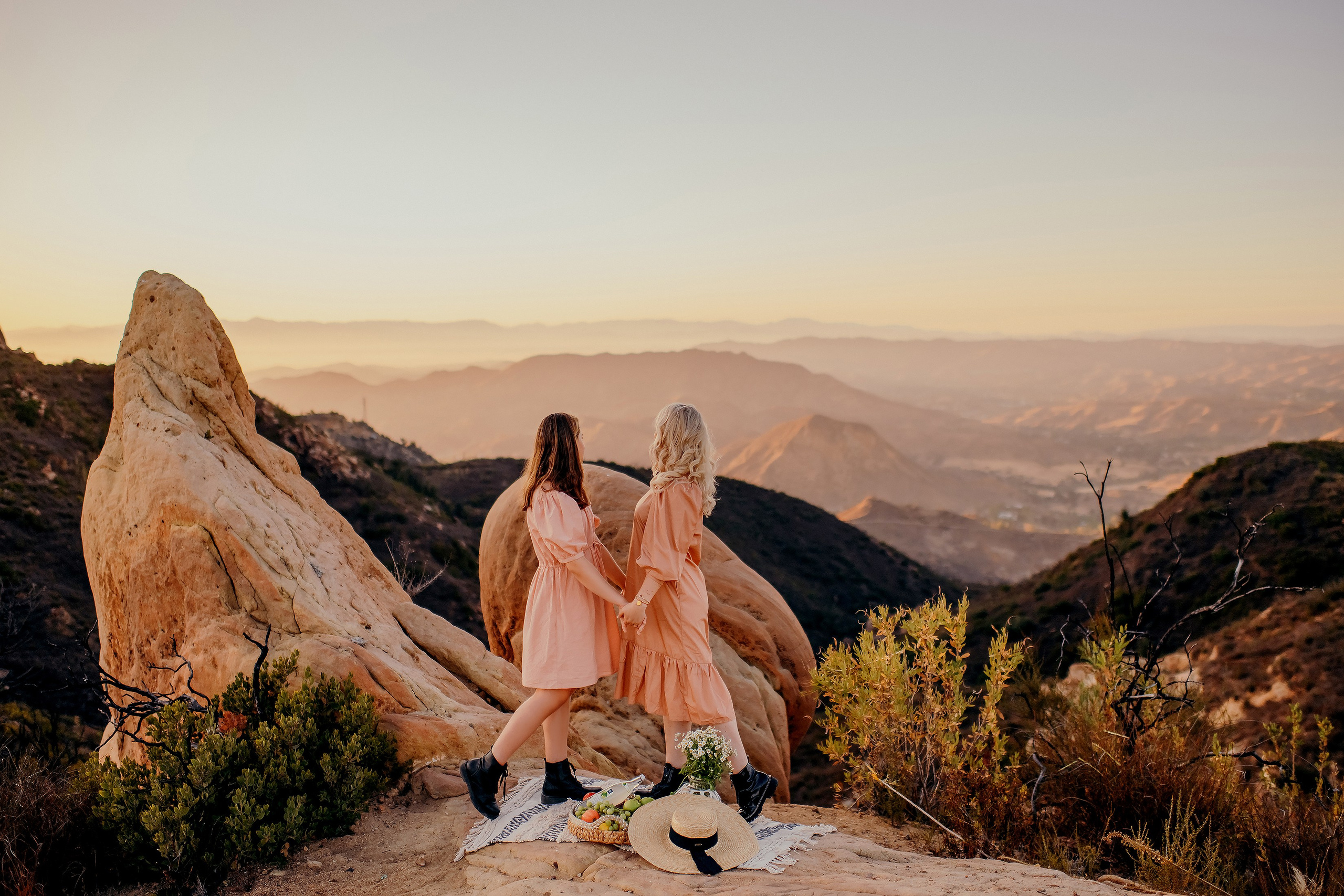 Family photo shoot. Photographer. Wedding, maternity and family photographer in Charlotte Tasha Minn