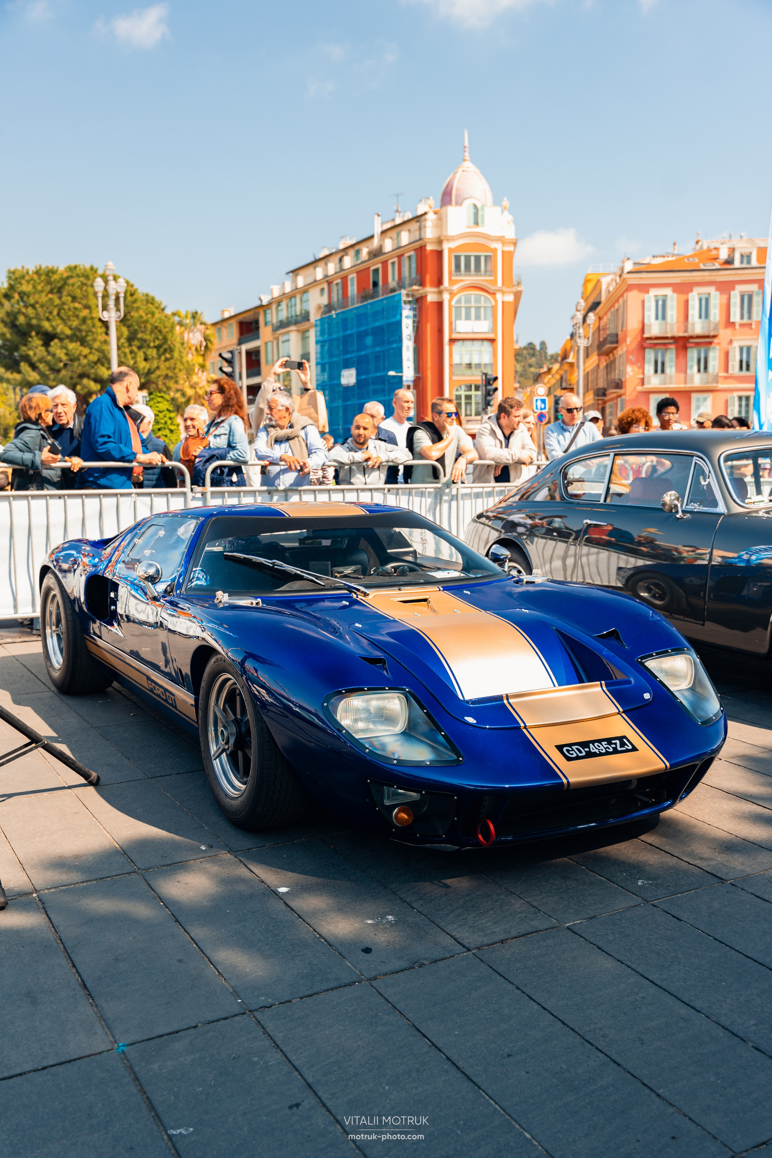 Legends de Nice. Photographe de voitures à Paris — Vitalii Motruk