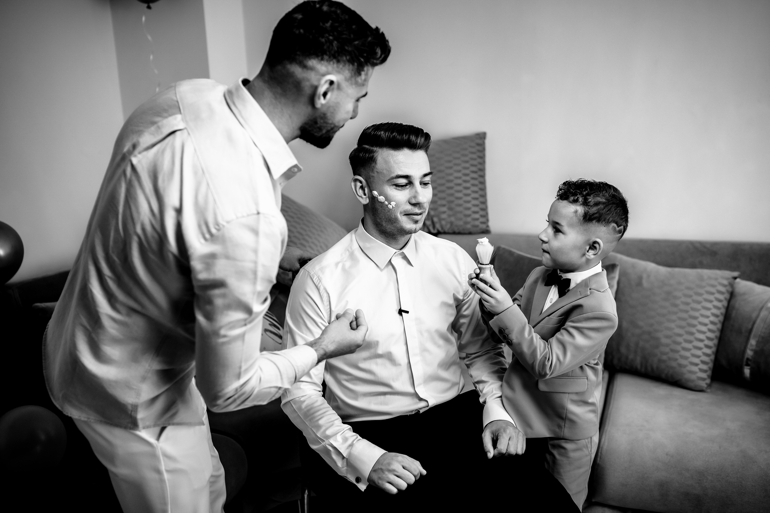 Gabriela, Stelian si Teodor. Fotograf nunta si evenimente Giurgiu