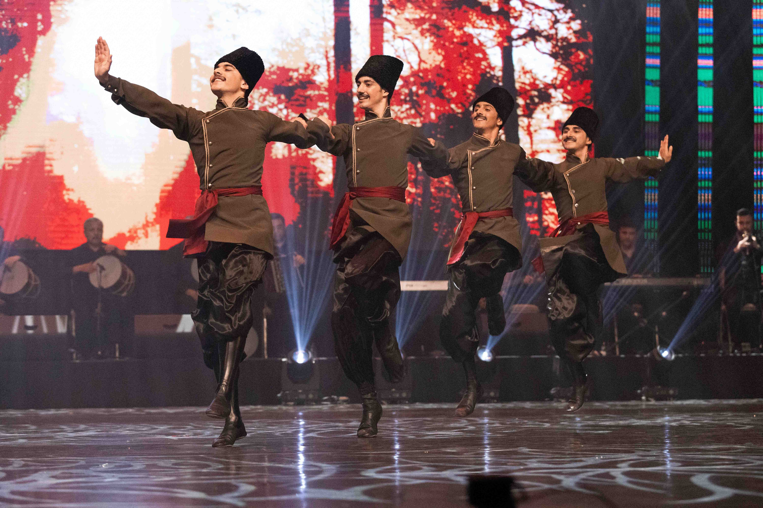 STATE DANCE ENSEMBLE. Wedding&Event photographer Ismail Rzayev in Baku