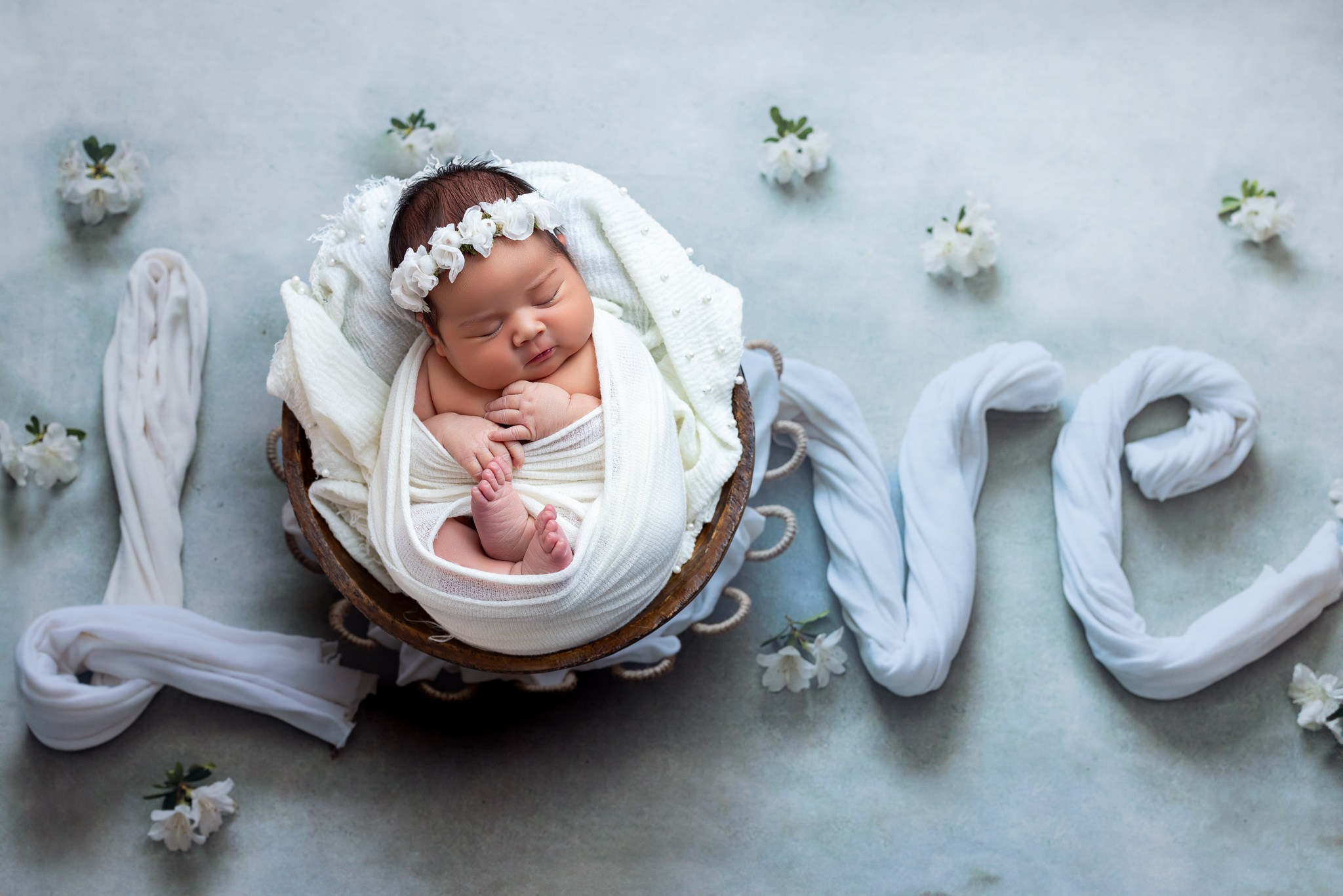 Harmony Newborn Photoshoot. Professional family, maternity & newborn photographer in North Charleston, SC, creating timeless portraits