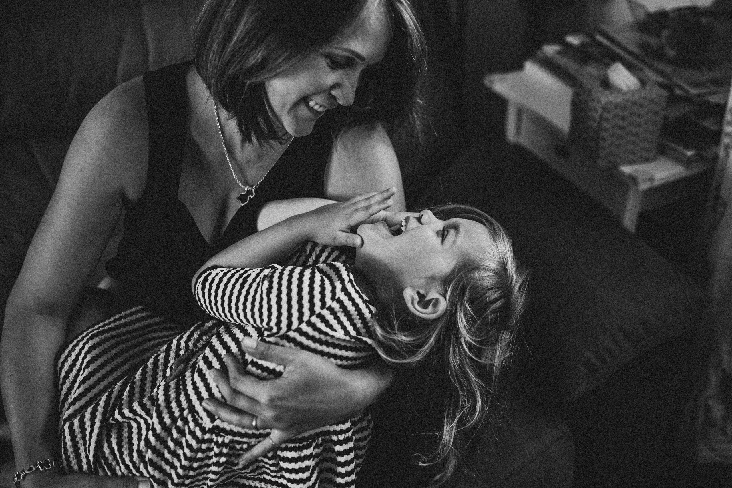 Indoor Family. Olga Tikhonova: family photography Cambridgeshire