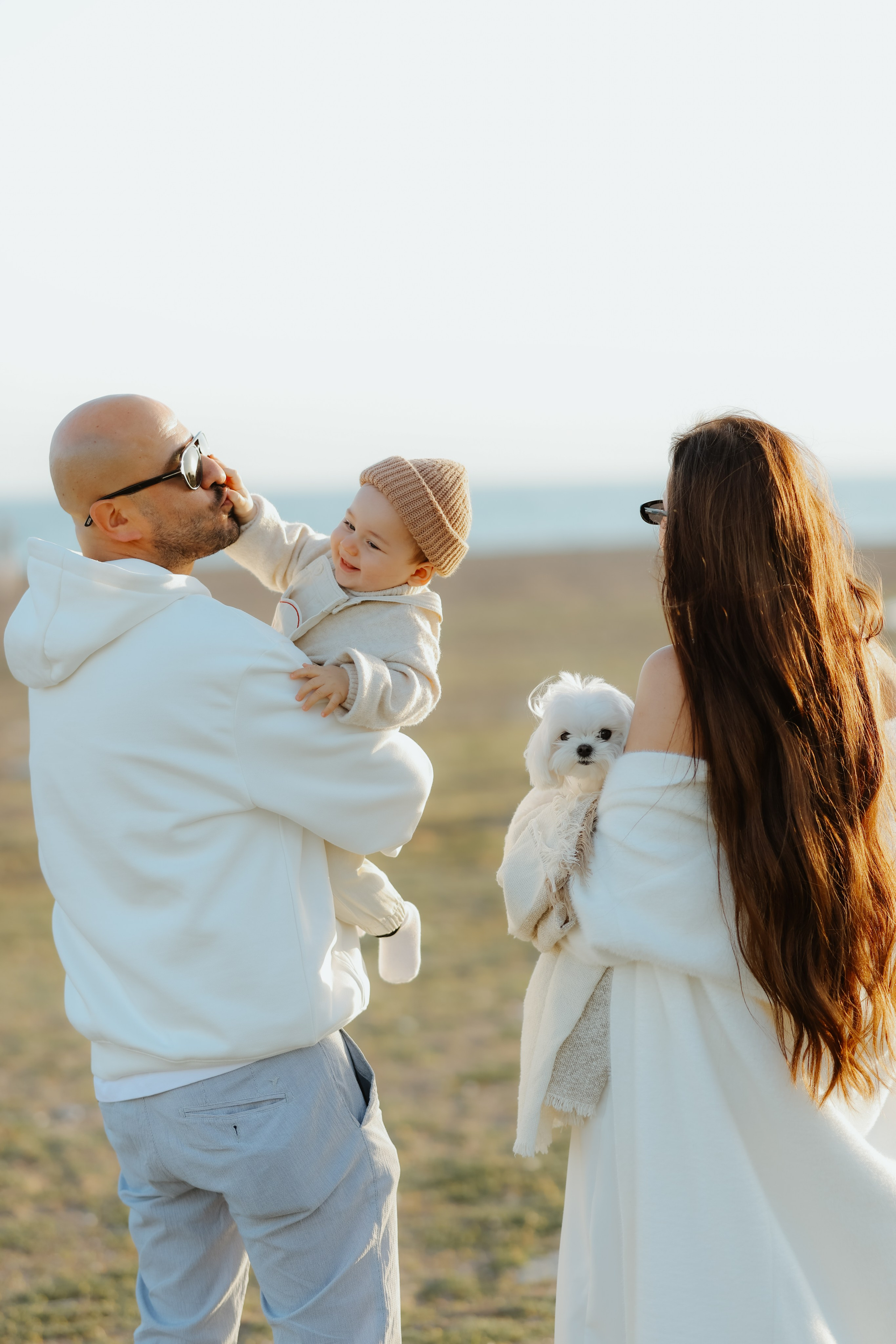 Семейный фотограф Анталии для фотосессии с детьми . Профессиональная семейная фотосессия в Анталии - Самые разнообразные локации для любого времени года - Фотограф с большим опытом. Фотосессия в Анталии. Пляжная фотосессия в Анталии. Пляжи в Анталии. Лара бич Анталья. Фотосессия на пляже. Фотосессия на закате. Фотограф в Анталии. Фотограф Анталия. Фотограф Анталья. Жизнь в Анталии. Фотосессия на пляже в Анталии. Позы для фотосессии. Позы для фотосессии. Antalya Lara beach . Фотосессия на море.