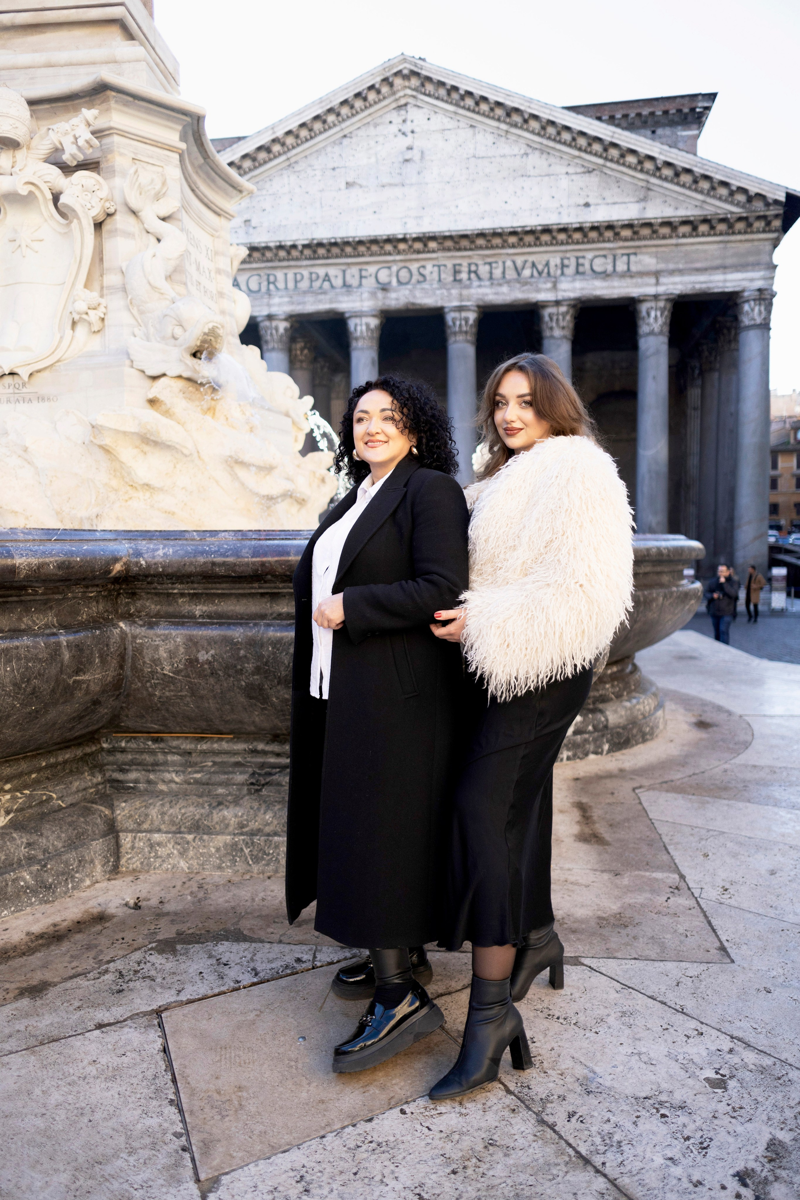 FAMILY. Hi! My name is Irena, and I’m a professional photographer specializing in family photography, love stories, and individual photoshoots