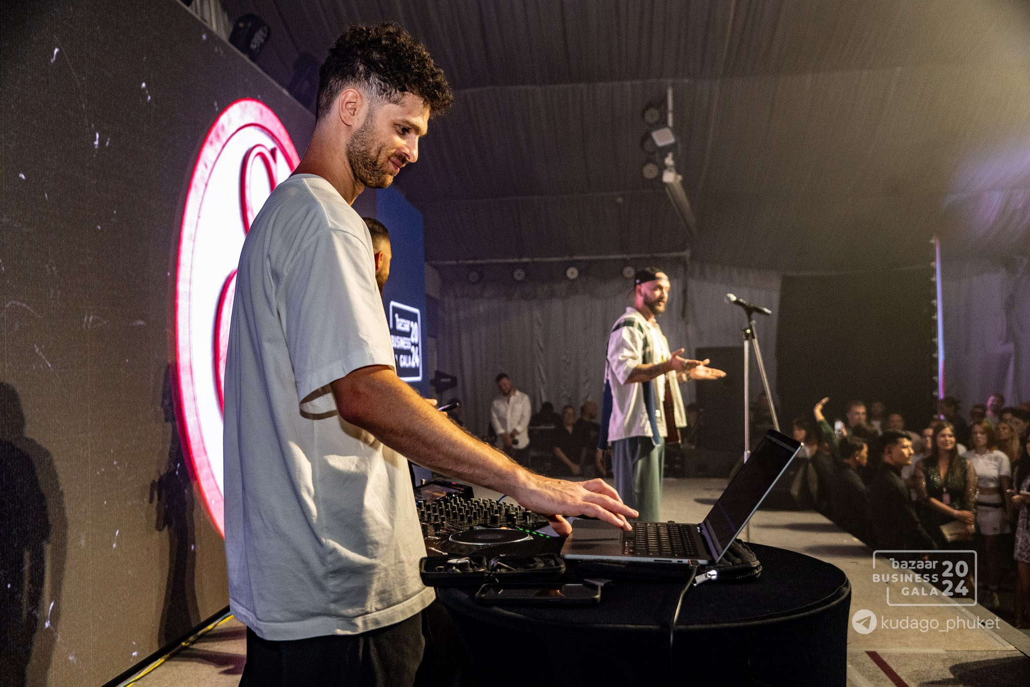 Bazaar Business Gala (Часть 1) | Фоторепортаж | Афиша | DAVAYSXODIM.com PHUKET. АФИША|ФОТОРЕПОРТАЖИ|ИВЕНТЫ|ПХУКЕТ