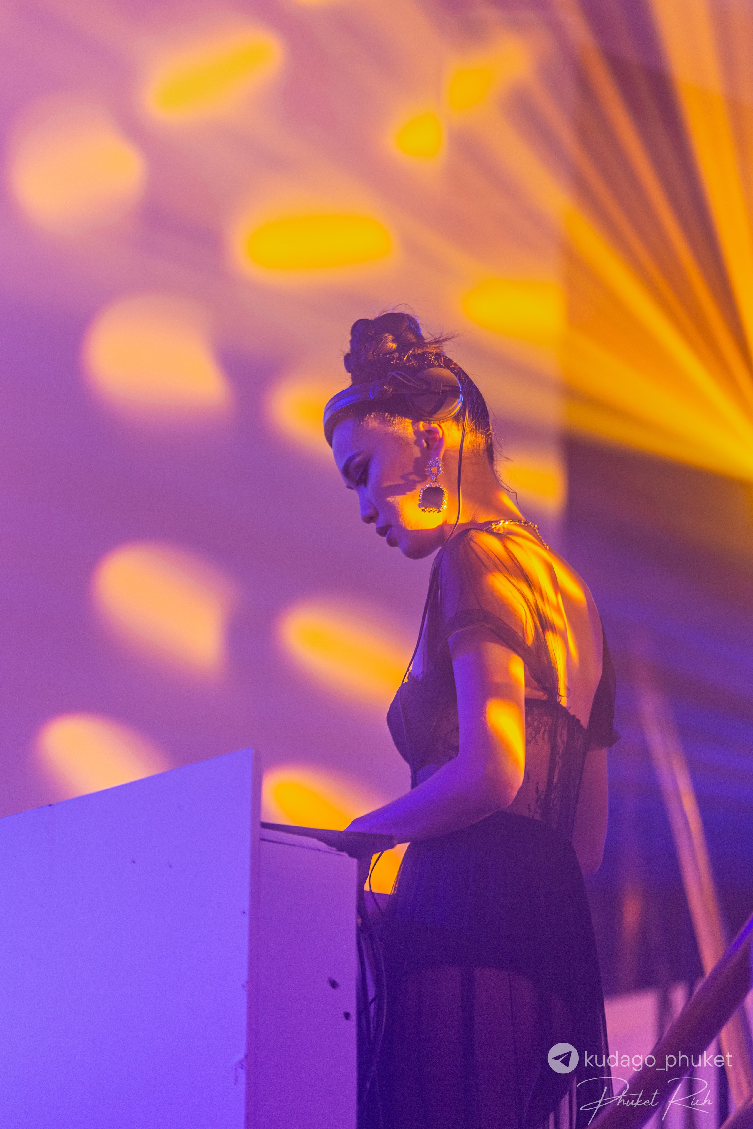 Вечеринка «Код да Винчи» | Фоторепортаж | Афиша | DAVAYSXODIM.com PHUKET. АФИША|ФОТОРЕПОРТАЖИ|ИВЕНТЫ|ПХУКЕТ