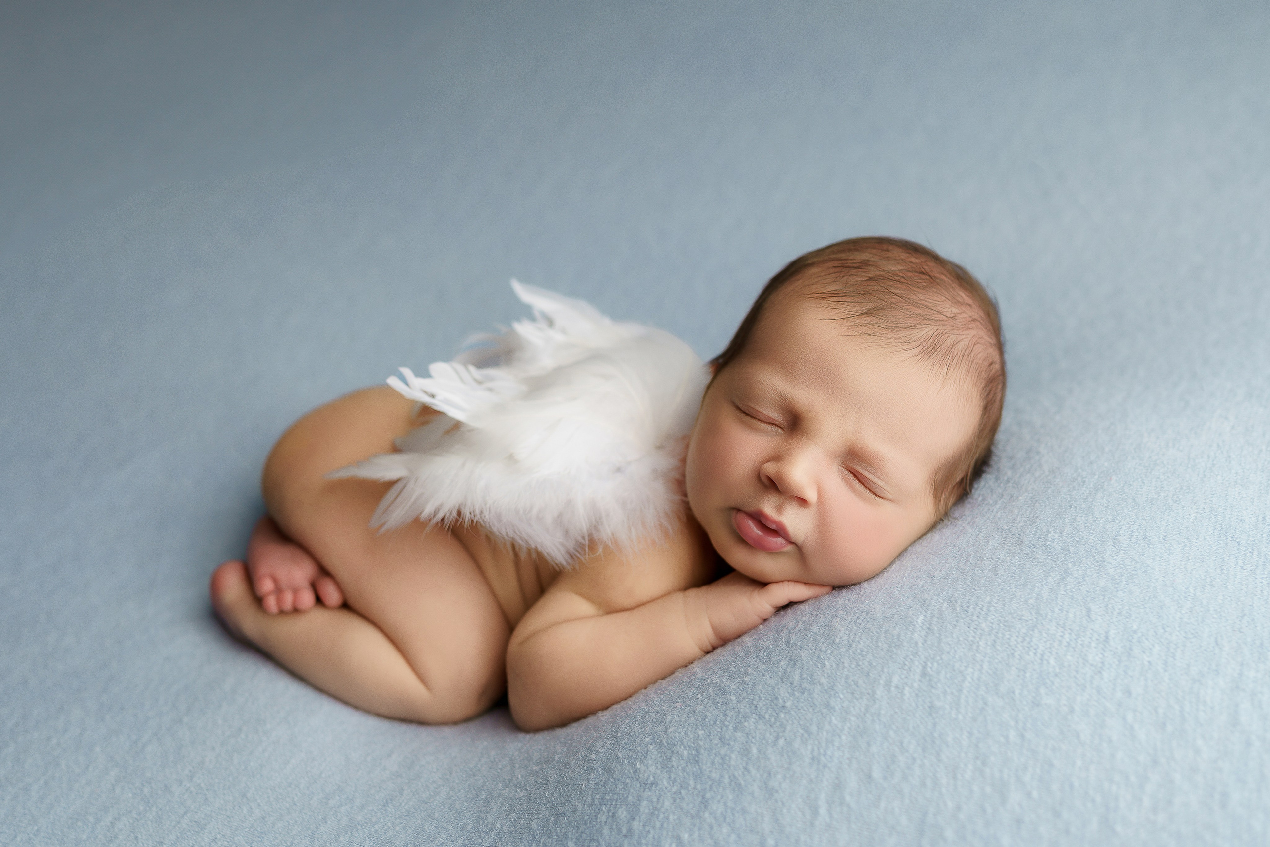 Esu Aleksandra naujagimių ir kudikių fotografė iš Vilniaus