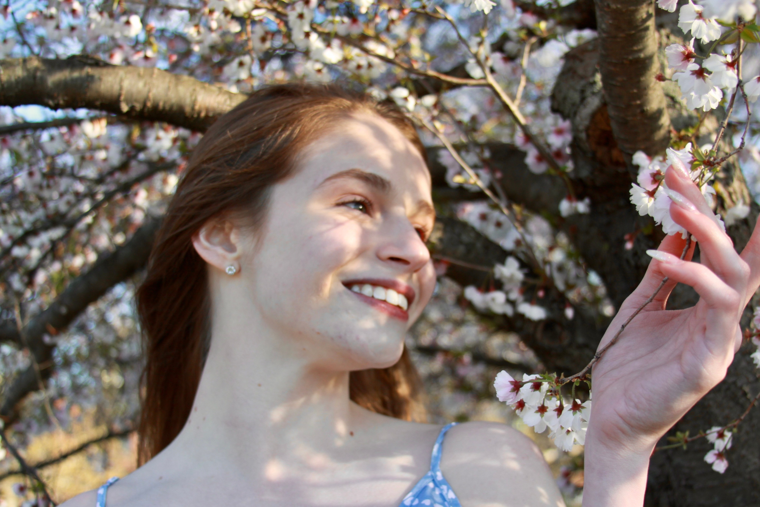 Cherry blossom mini shoot with Rach. Kelly Sang, graduation and portrait photographer in Boston