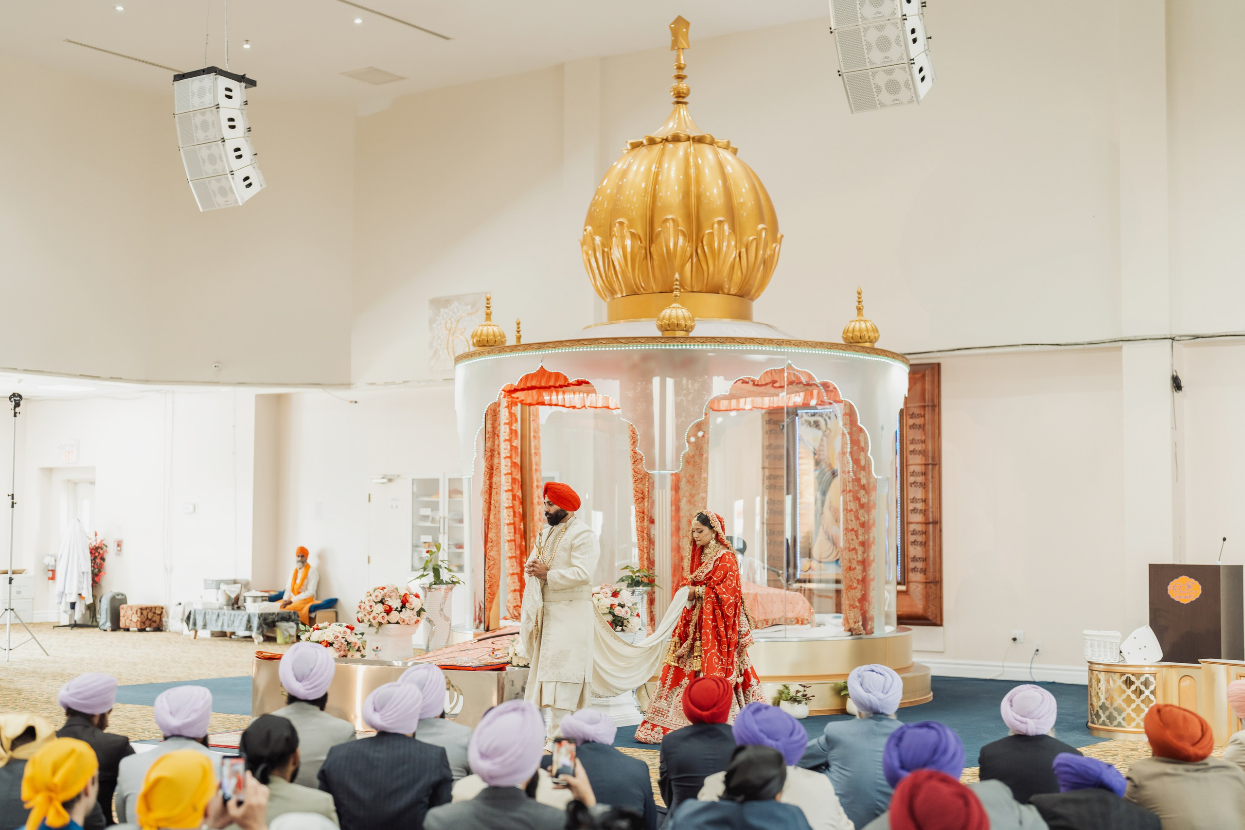 Gagan & Jasmeen. Wedding Photographer & Cinematographer studios