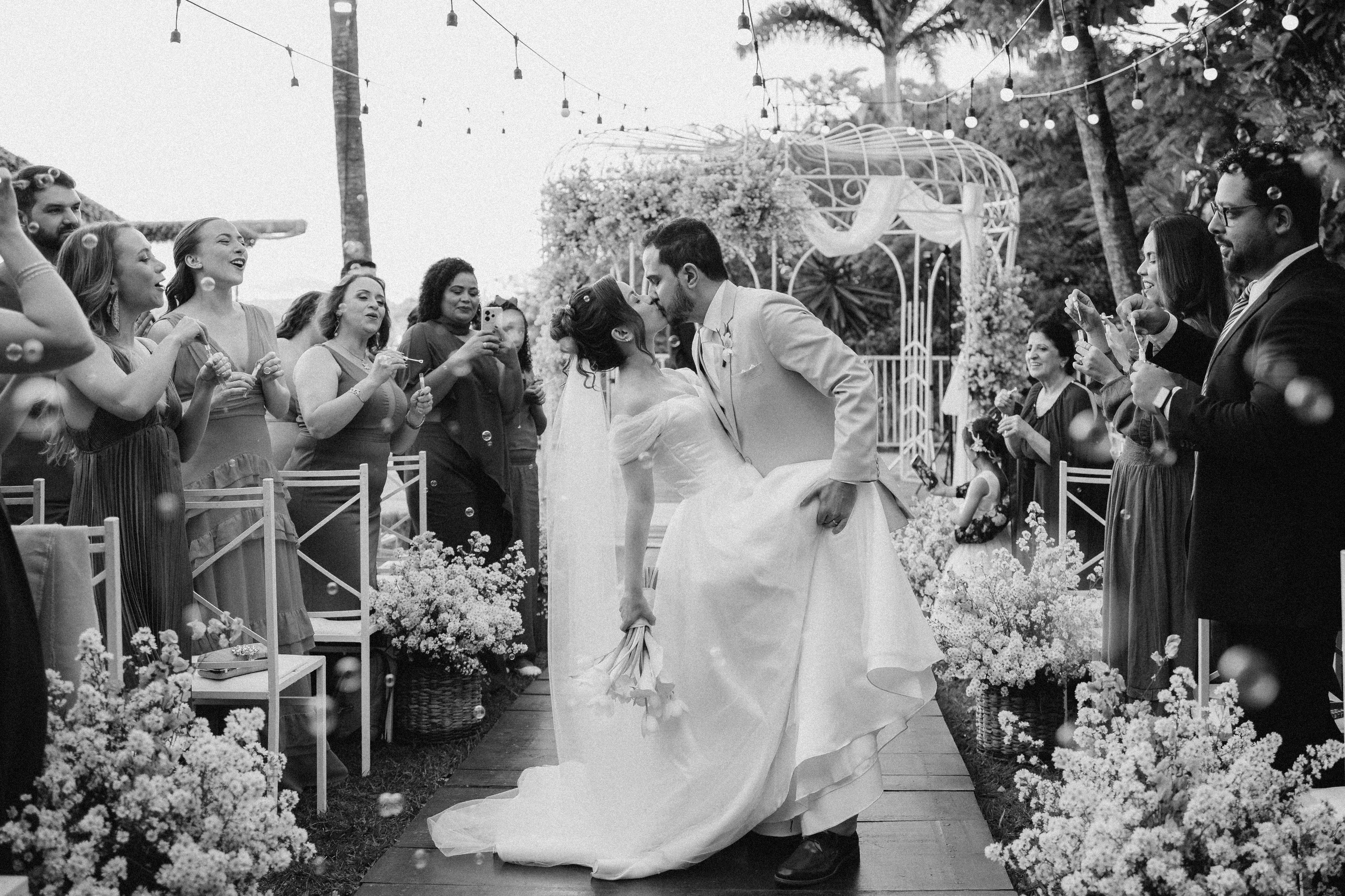 C & H — Leve, calmo e romântico. Fotografia de casamento em Belo Horizonte