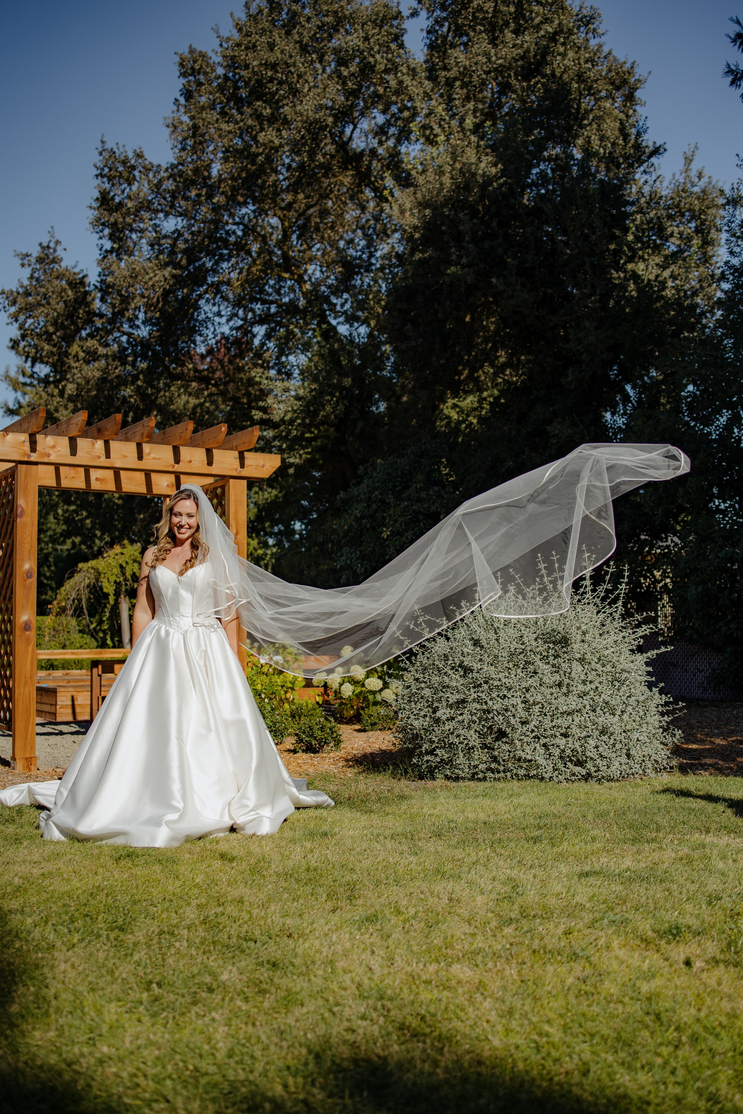 Vanessa Bridal Prep| Sacramento Wedding Photographer. Wedding Photography & Videography San Francisco, Sacramento