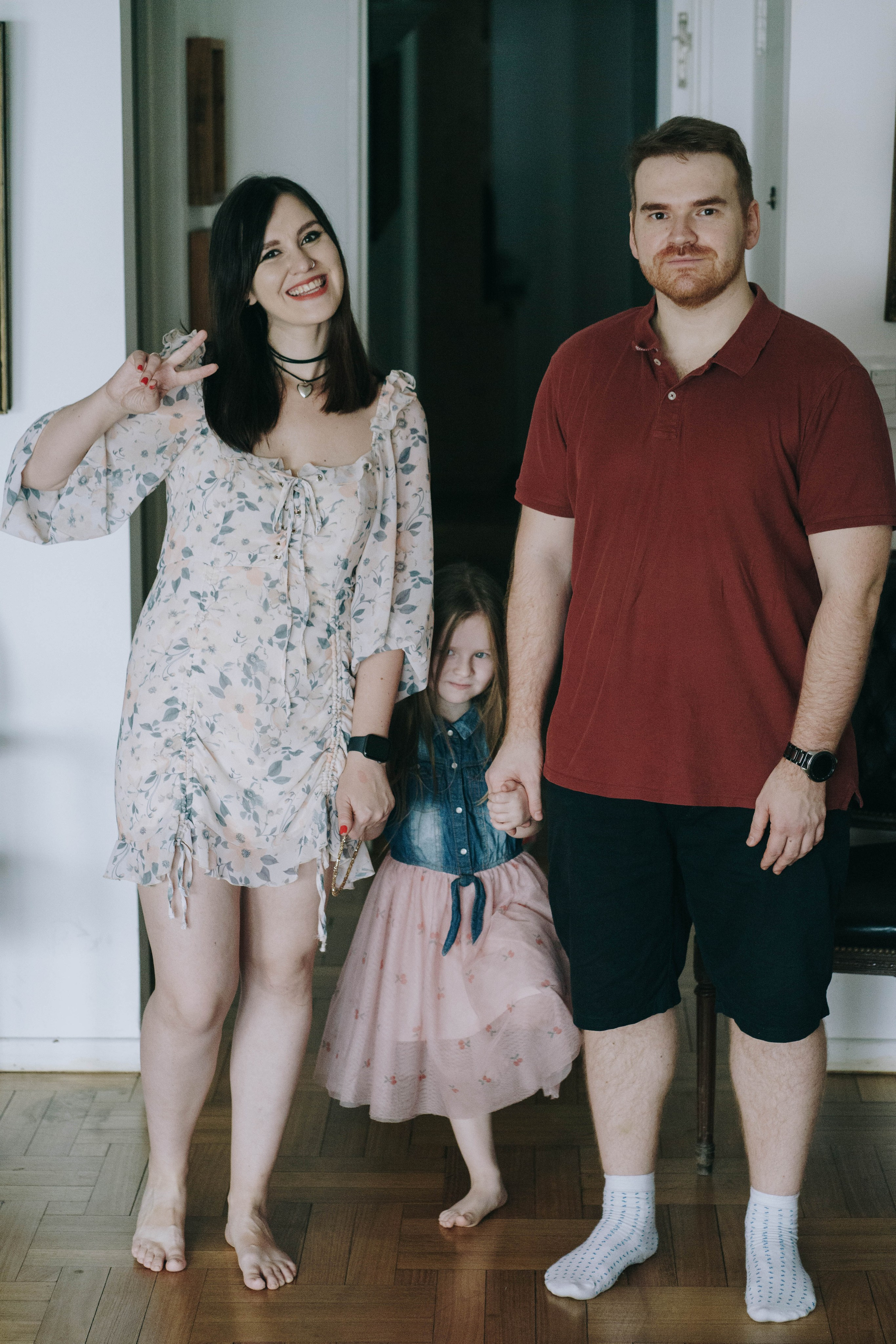 Family photo shoot. Buenos Aires. Photographer @elmirkami in the city of Buenos Aires