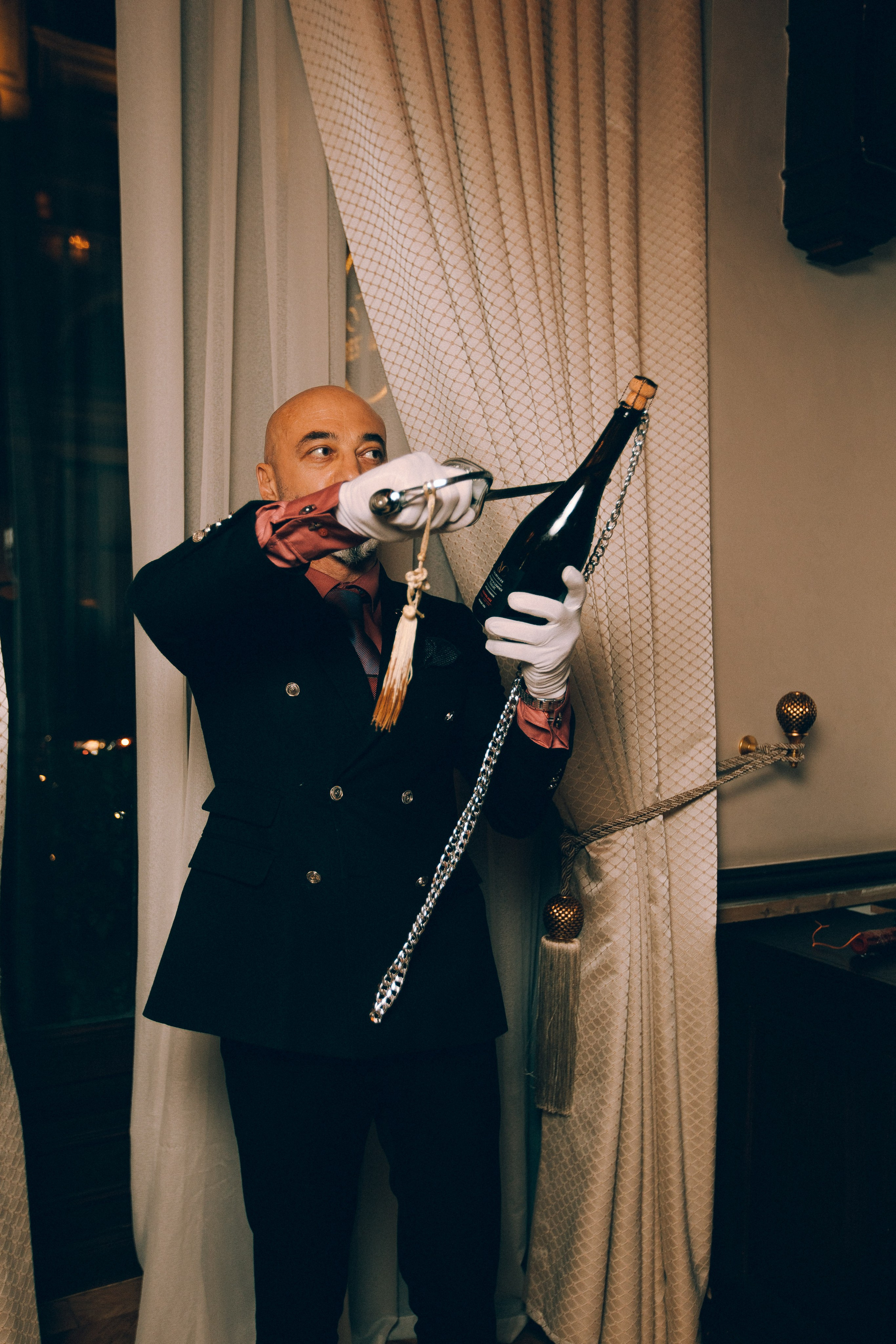 CIGAR CLUB. Wedding&Event photographer Ismail Rzayev in Baku