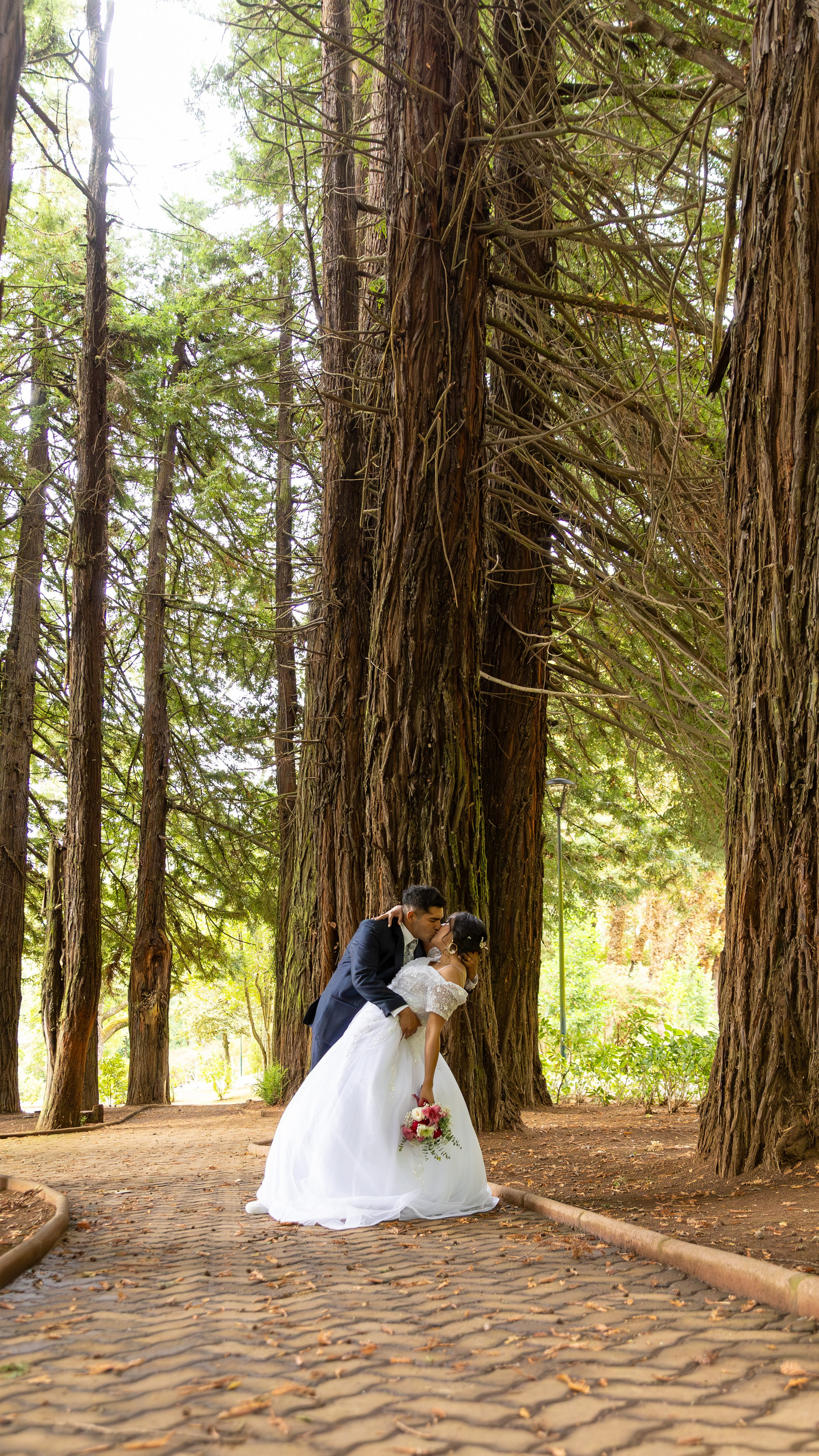 Yoanna y Ricardo. Dinka & Emilio - El arte de preservar lo que no se repite