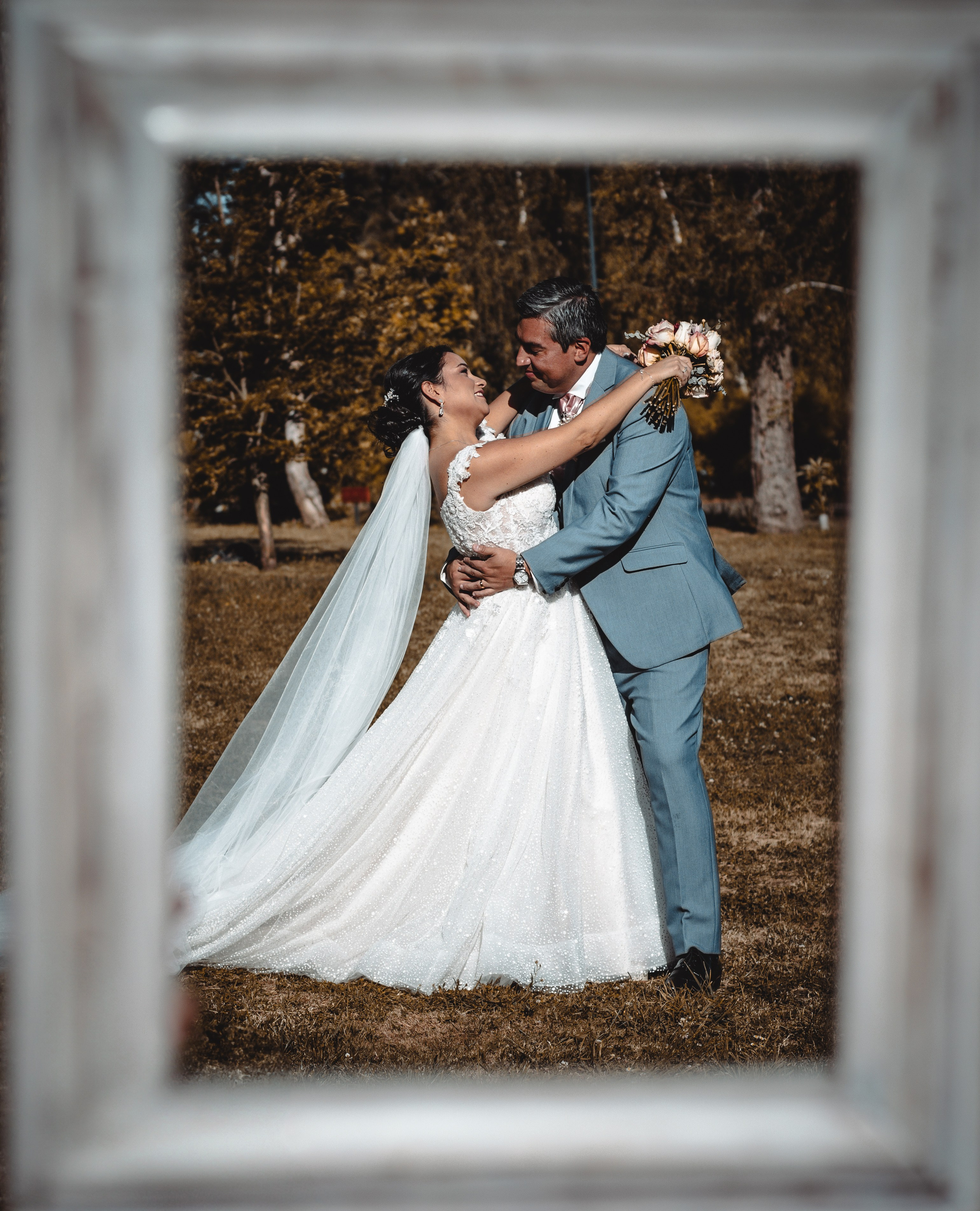 Katherin y Daniel. Dinka & Emilio - El arte de preservar lo que no se repite