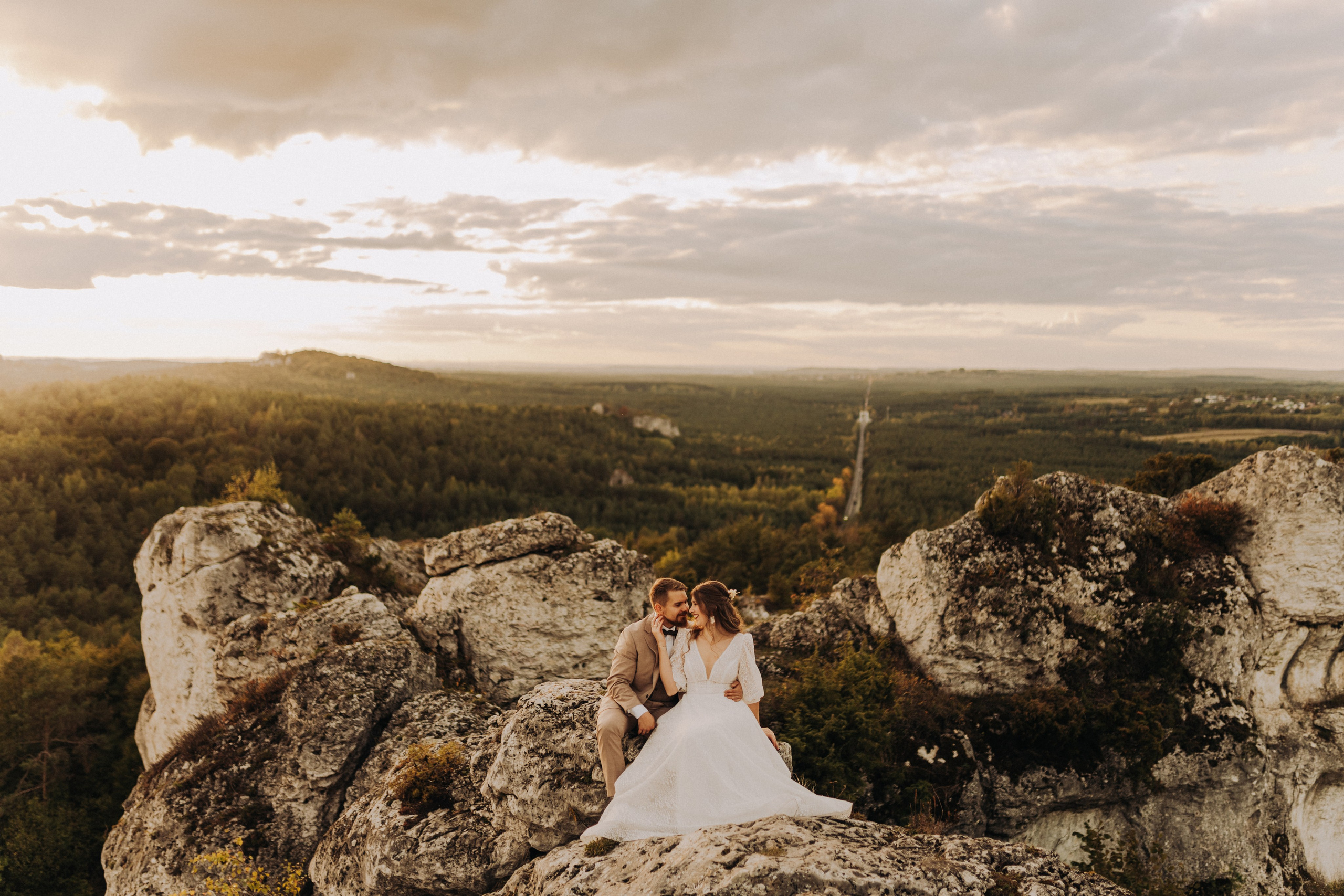 Jesienny plener ślubny w górach