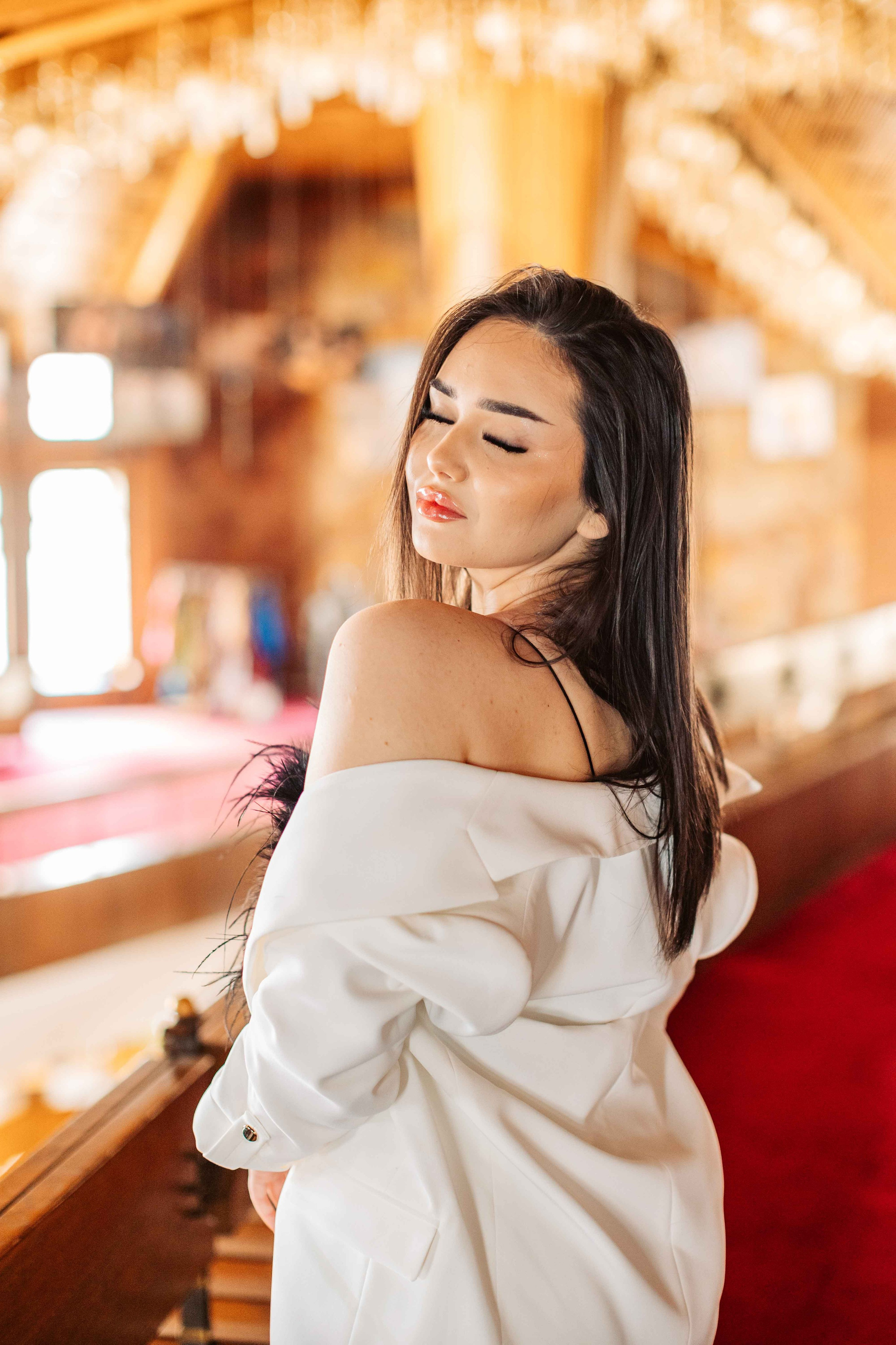 12C — Unirea. Contrast Studio