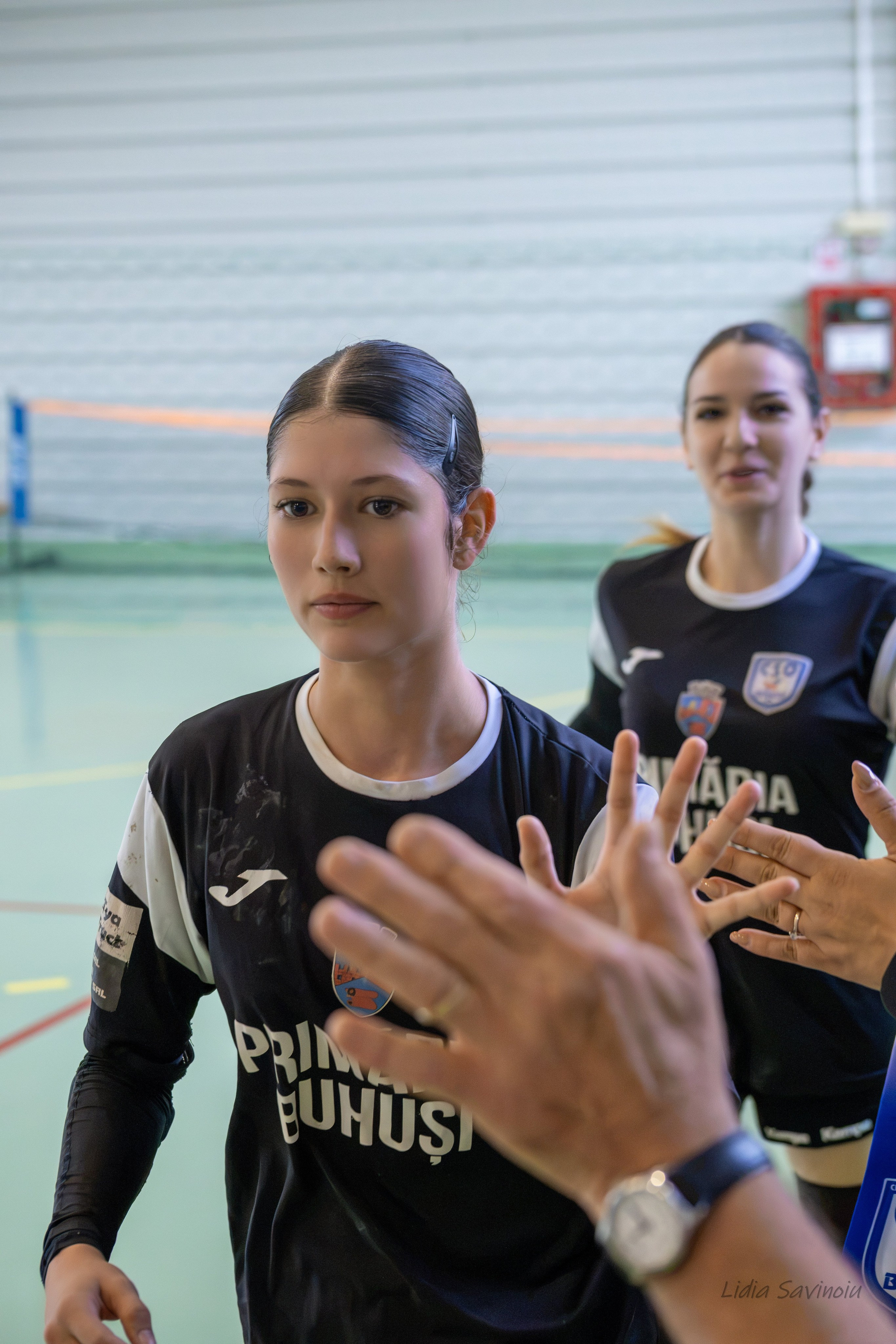 Handbal feminin J2/U17. Fotograf. Lucrez cu oameni, produse și spații. Portret și fotografie creativă. Bacău, România. Lidia Savinoiu