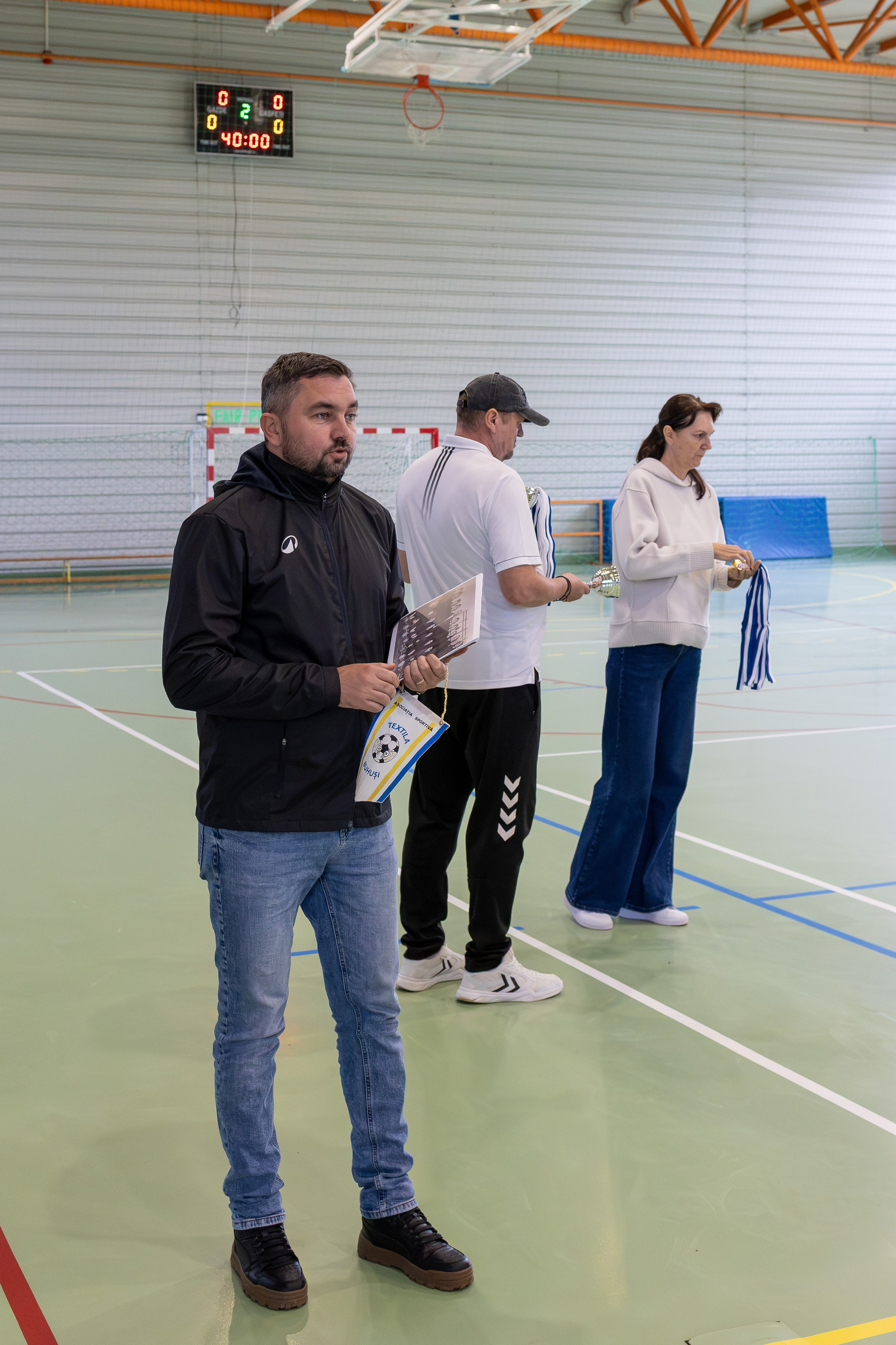 Meci handbal feminin U13 (J4) In memoriam Dantz Crisostom. Fotograf. Lucrez cu oameni, produse și spații. Portret și fotografie creativă. Bacău, România. Lidia Savinoiu
