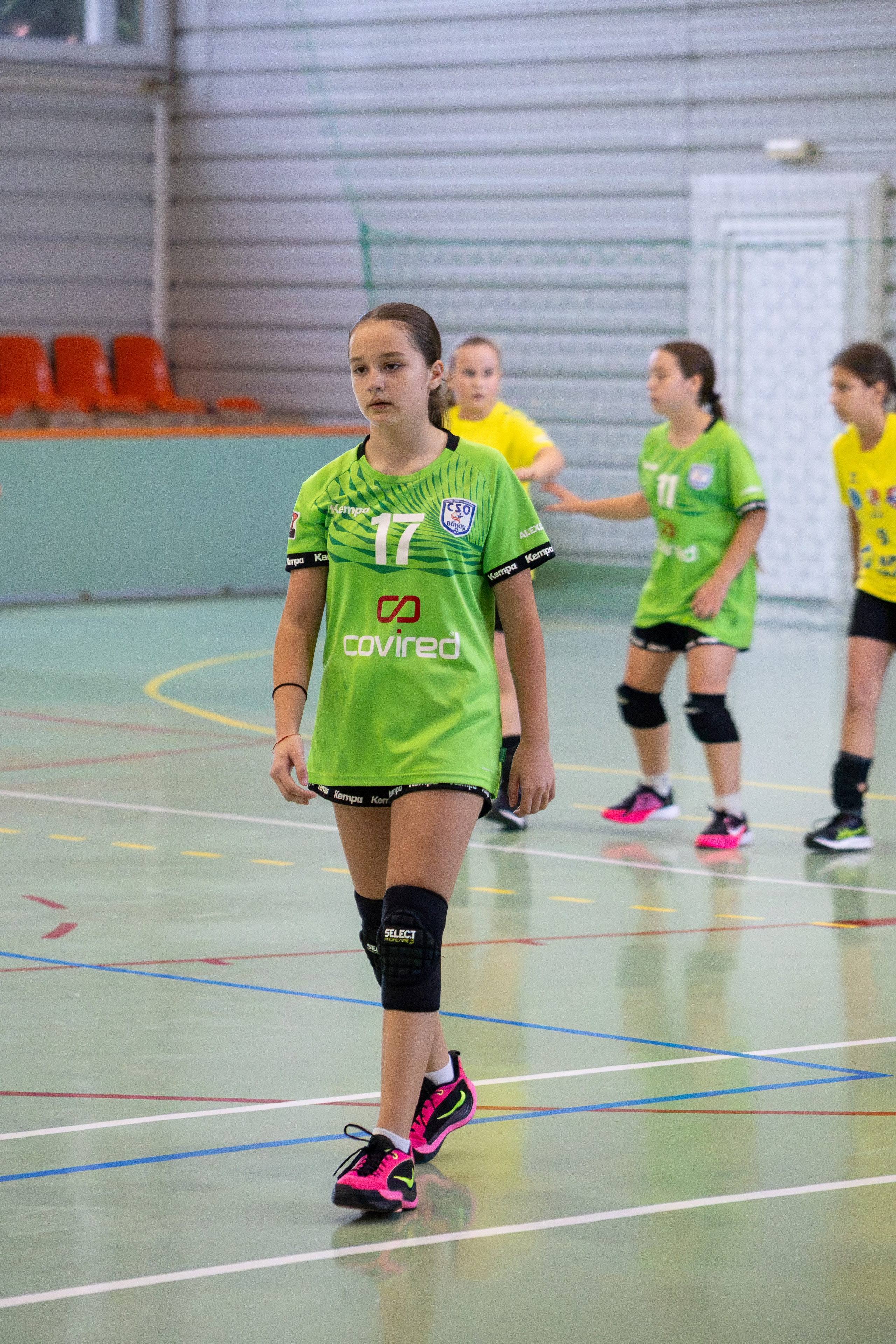 Meci handbal feminin U13 (J4) In memoriam Dantz Crisostom. Fotograf. Lucrez cu oameni, produse și spații. Portret și fotografie creativă. Bacău, România. Lidia Savinoiu