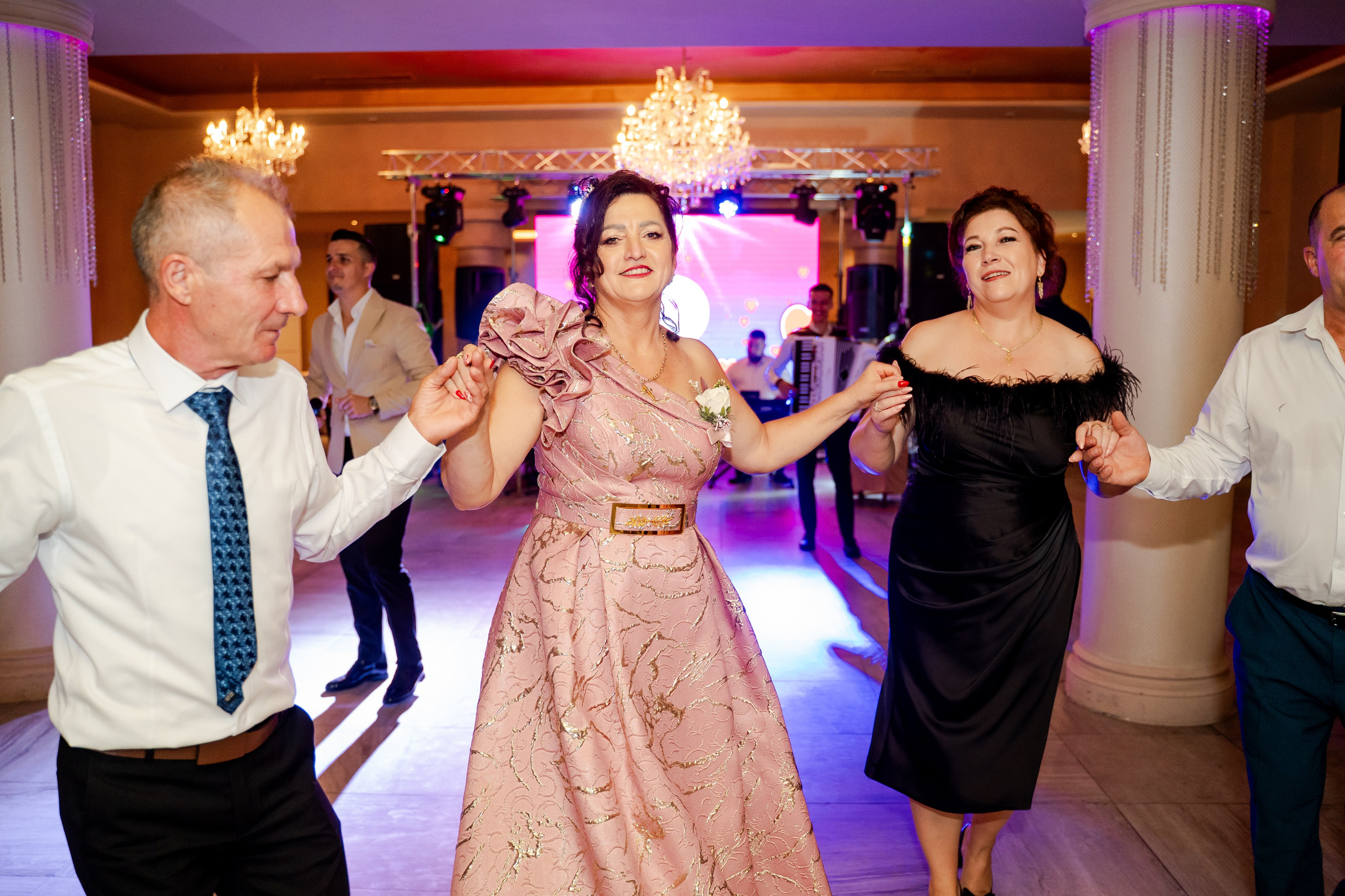 Nunta Amalia si Florin – Fotograf Ploiesti. Fotografie | Videografie | ARN Creative Events