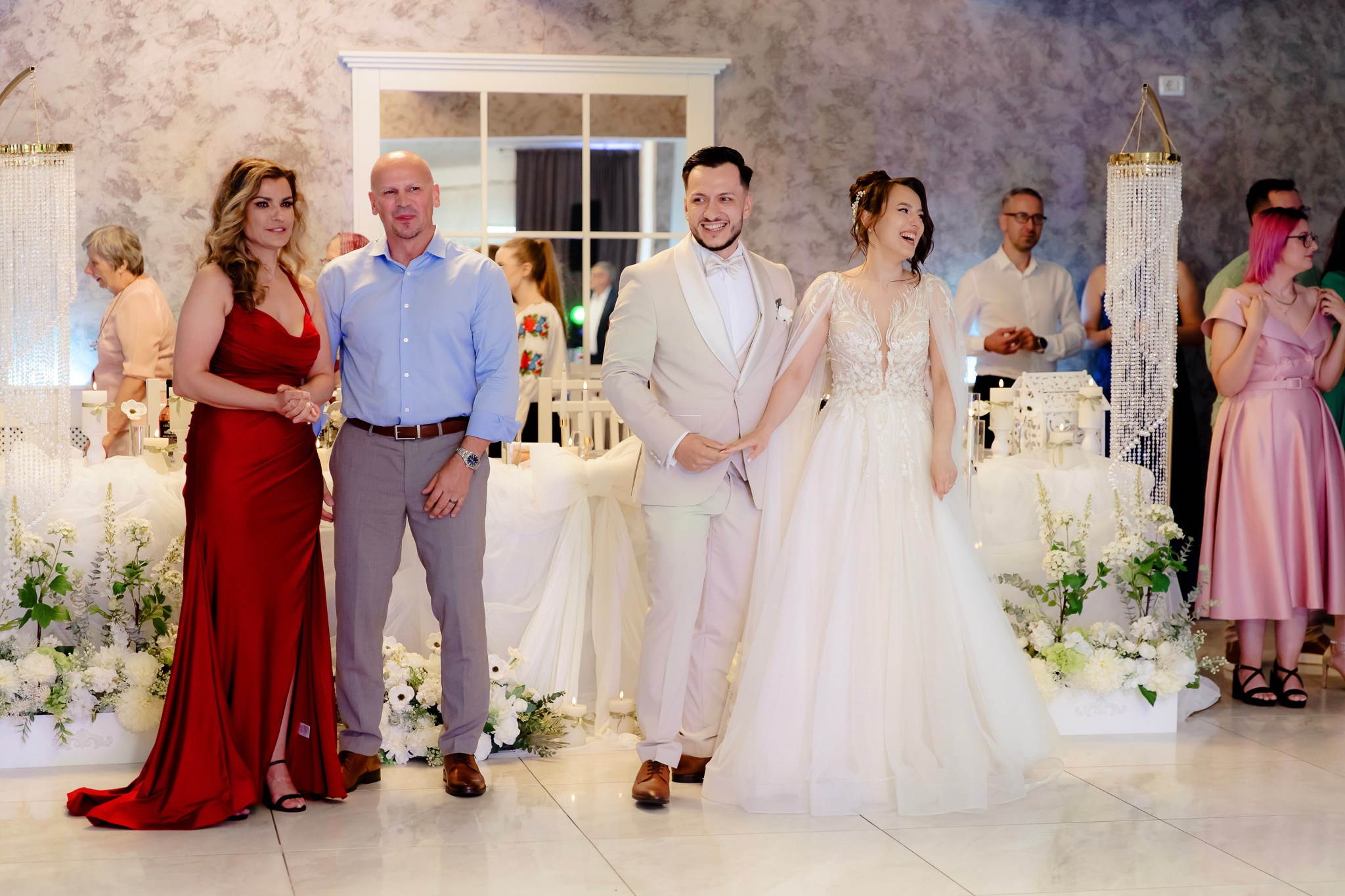 Ioana & Ionuț | Nuntă de poveste la Păstrăvăria Poiana din Mălini județul Suceava. Servicii foto-video profesionale, pentru momente de neuitat