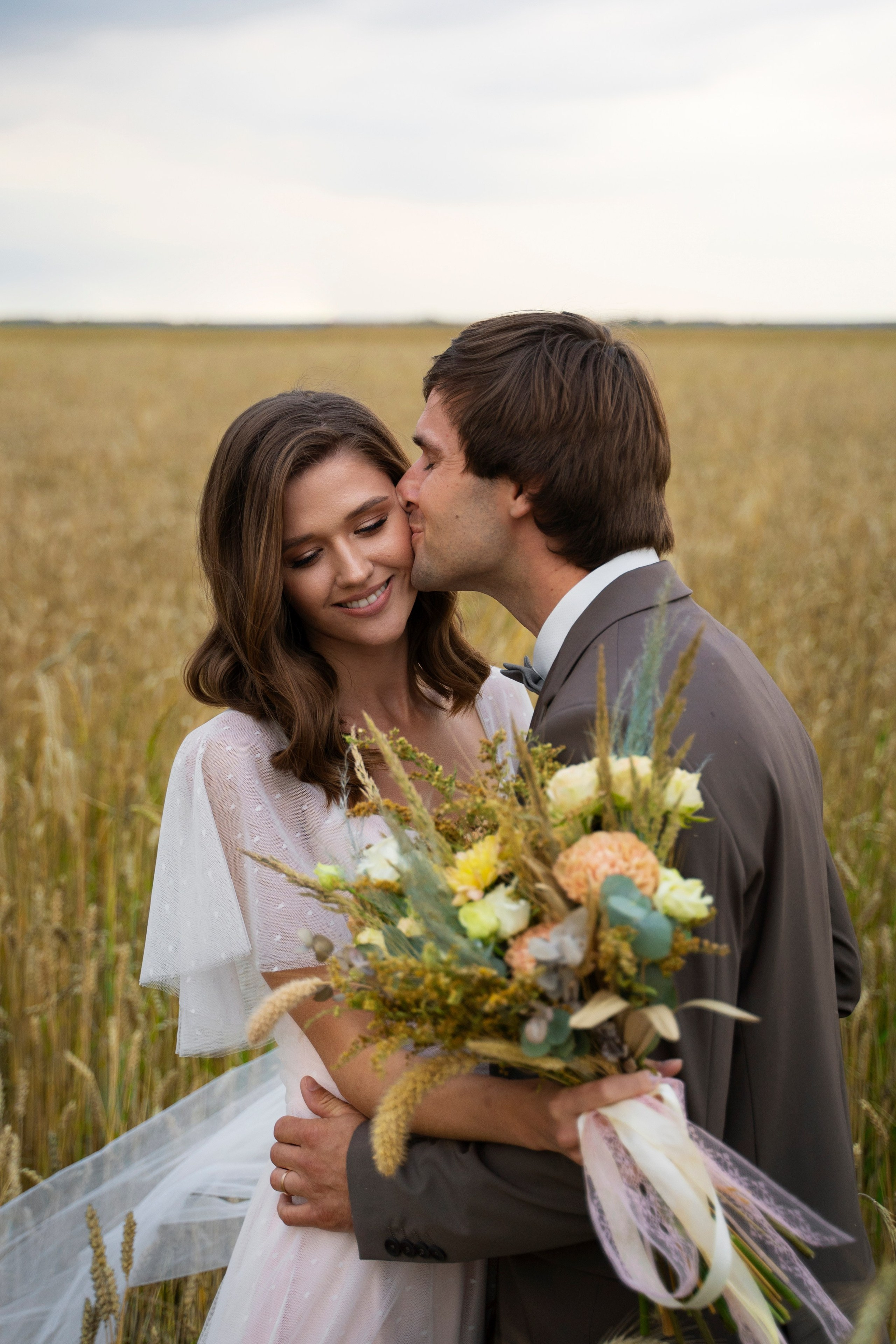 Outdoor wedding photoshoot near Hudson. Alice Bell — Wedding photographer in New York