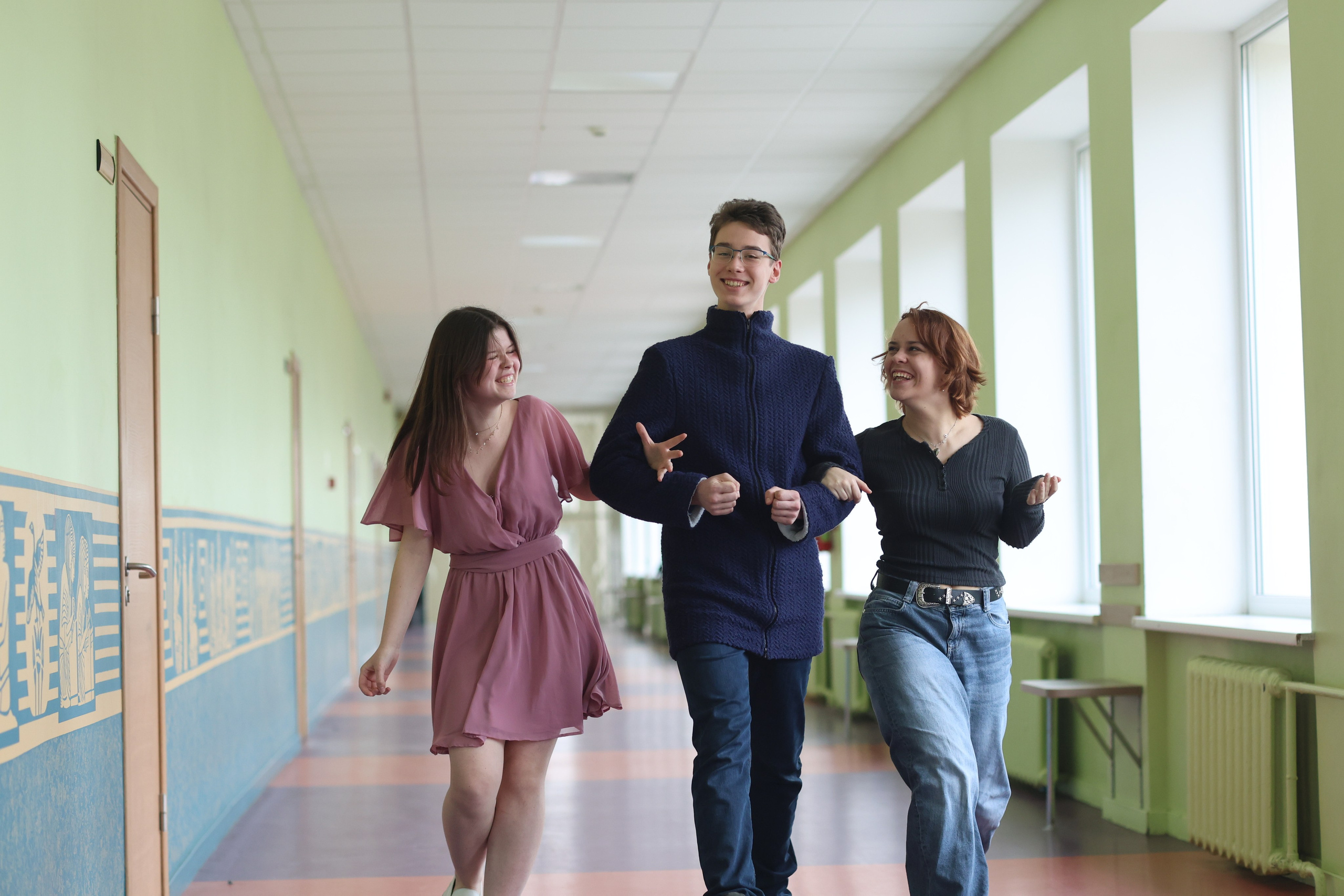 FOTO — VECĀKO KLAŠU SKOLĒNI. Izlaiduma albumi Latvijā | Schoolalbum.lv