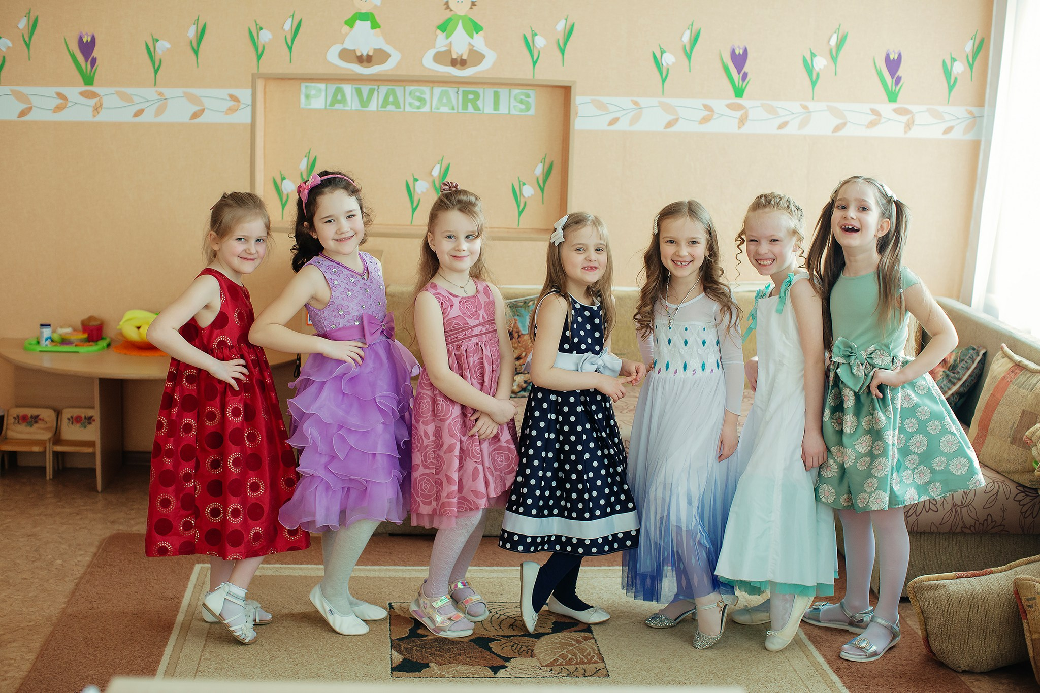 FOTO — BĒRNUDĀRZS. Izlaiduma albumi Latvijā | Schoolalbum.lv