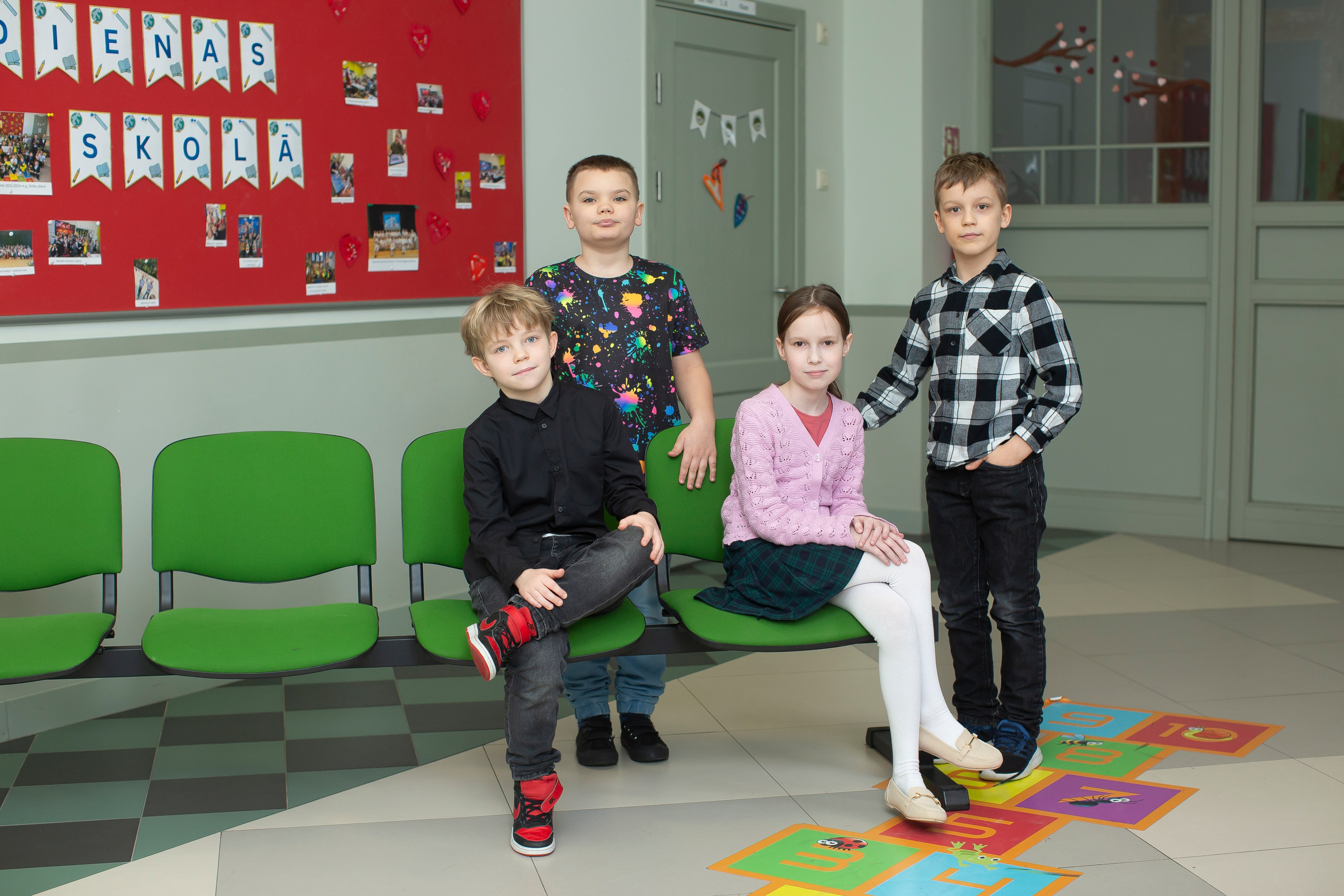 ФОТО — НАЧАЛЬНАЯ ШКОЛА. Выпускные альбомы Латвия | Schoolalbum.lv