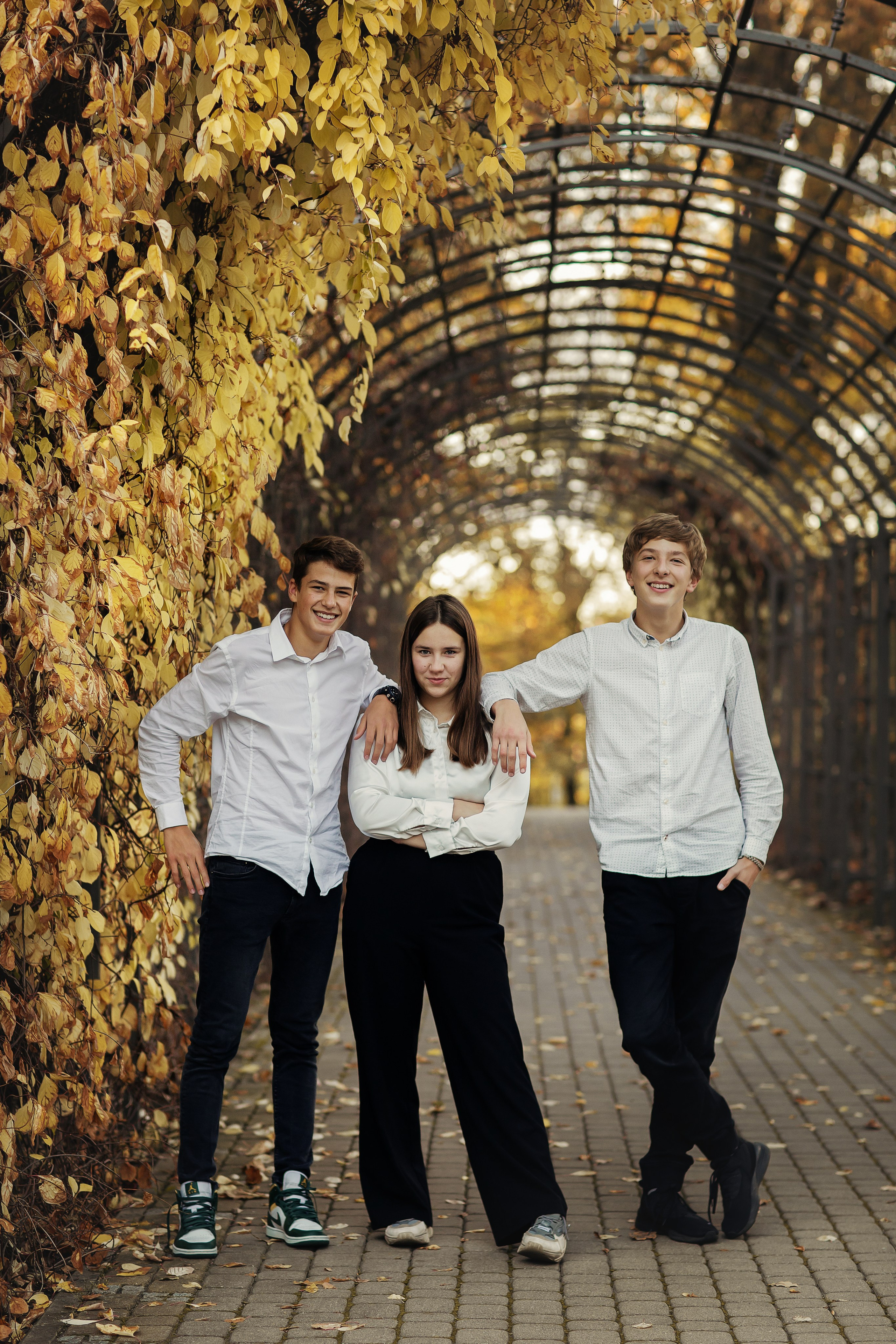 FOTO — VECĀKO KLAŠU SKOLĒNI. Izlaiduma albumi Latvijā | Schoolalbum.lv