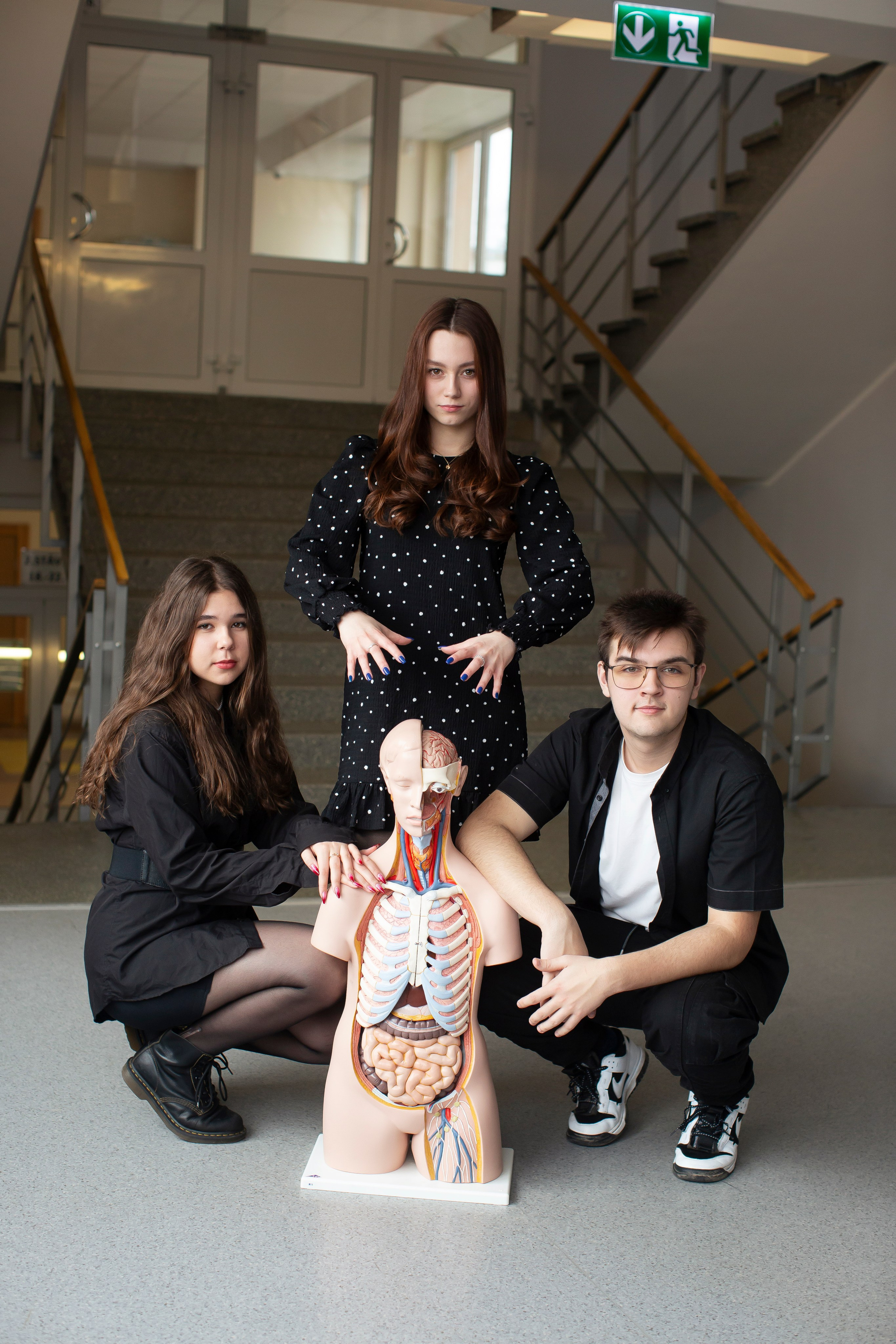 FOTO — VECĀKO KLAŠU SKOLĒNI. Izlaiduma albumi Latvijā | Schoolalbum.lv