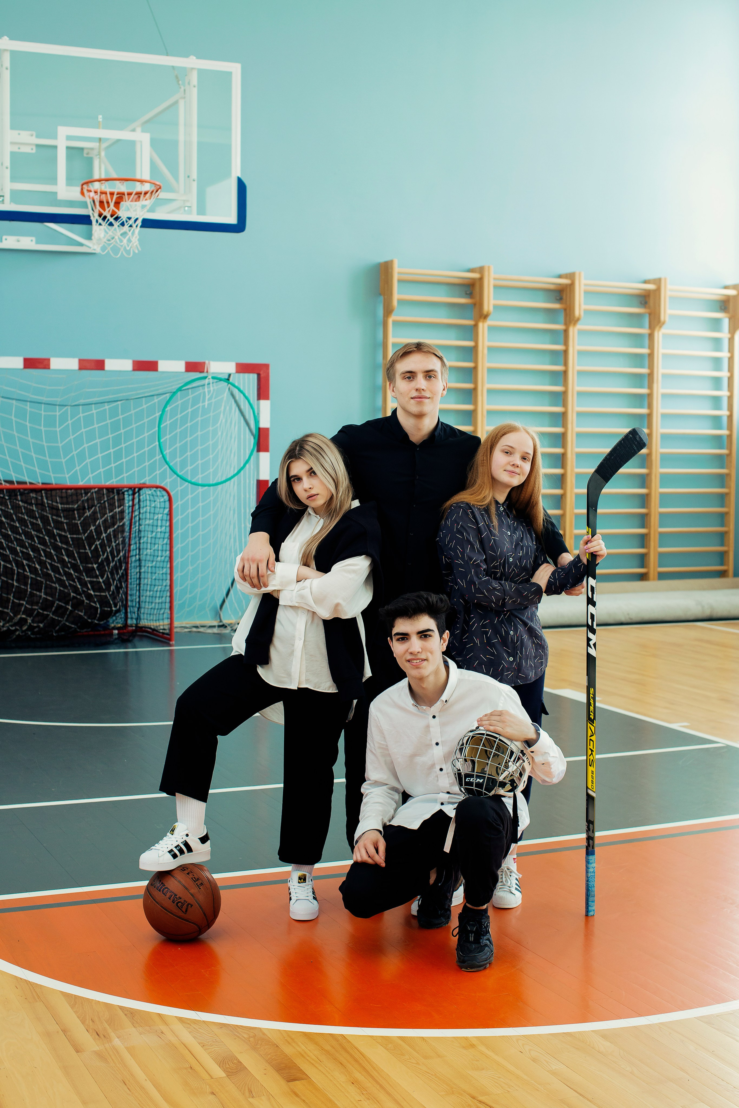 FOTO — VECĀKO KLAŠU SKOLĒNI. Izlaiduma albumi Latvijā | Schoolalbum.lv