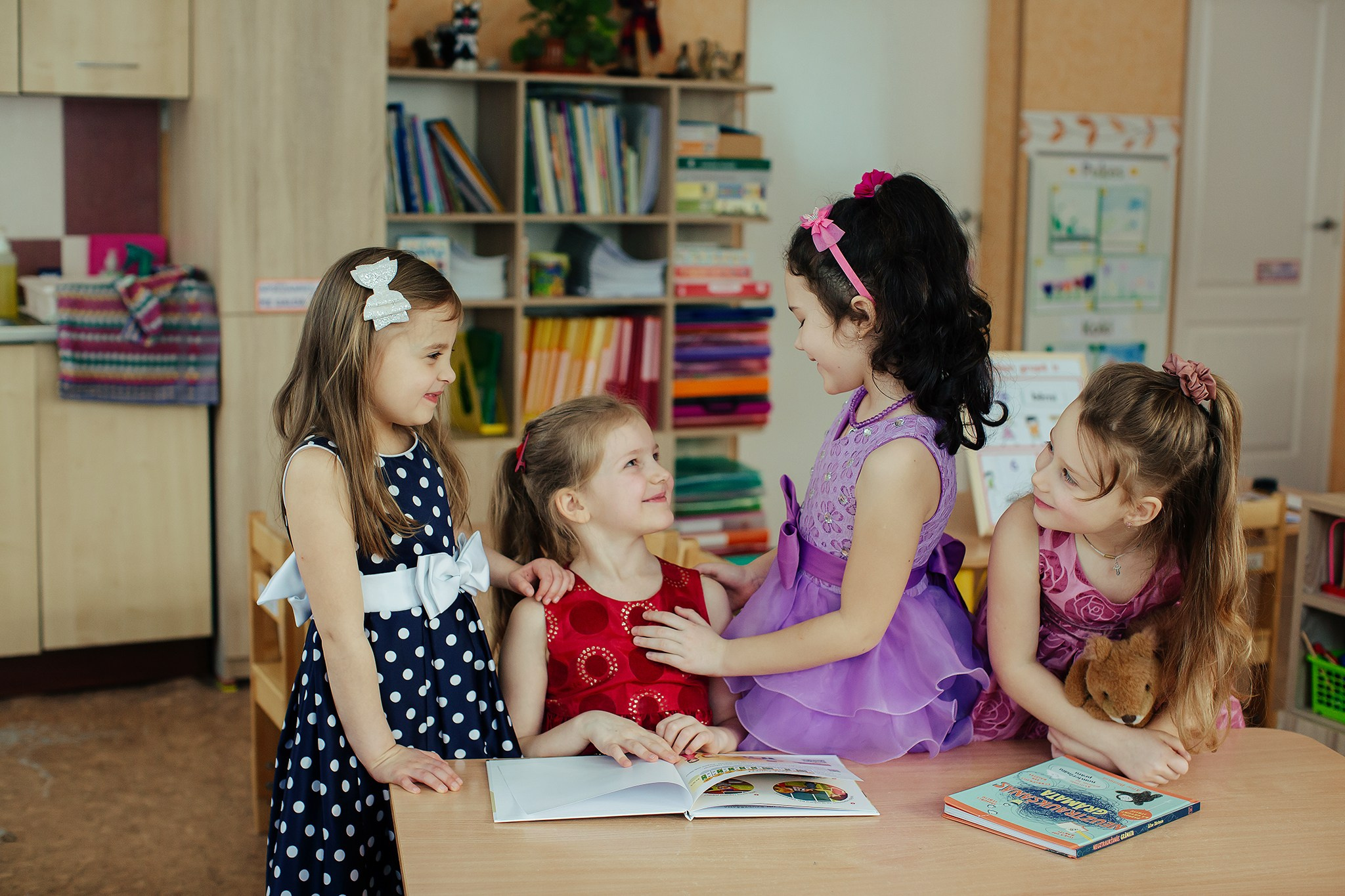 FOTO — BĒRNUDĀRZS. Izlaiduma albumi Latvijā | Schoolalbum.lv