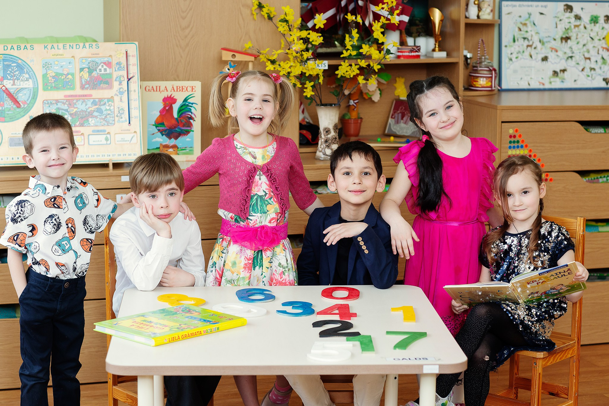 FOTO — BĒRNUDĀRZS. Izlaiduma albumi Latvijā | Schoolalbum.lv